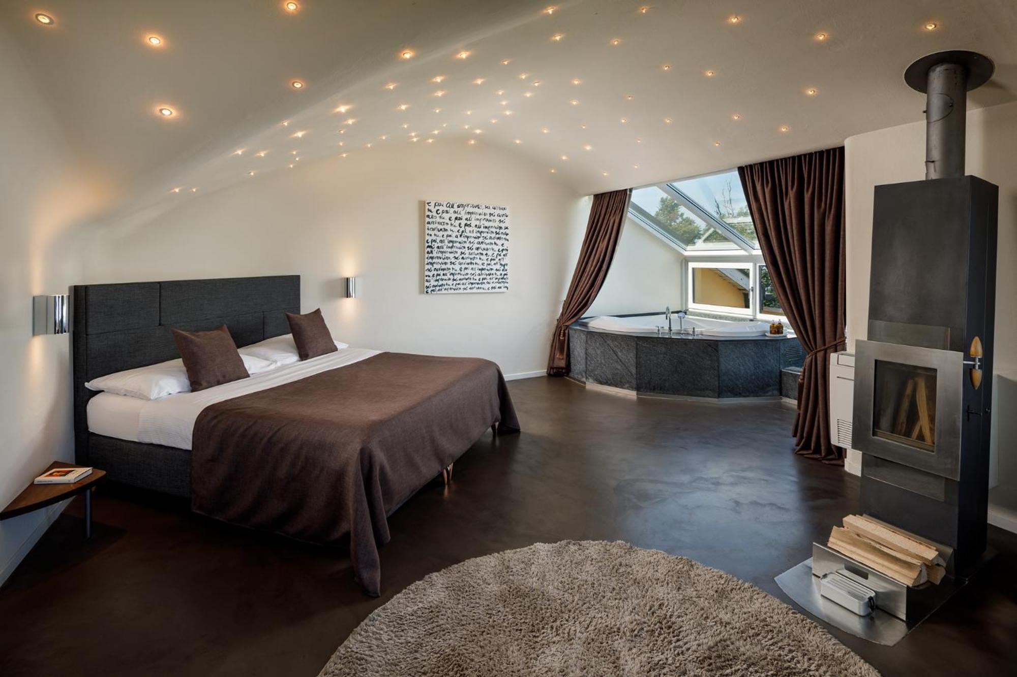 Tower Suite with City View