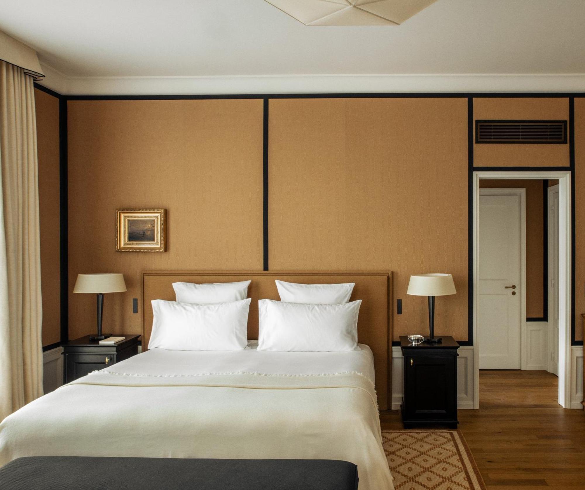 Standard Suite