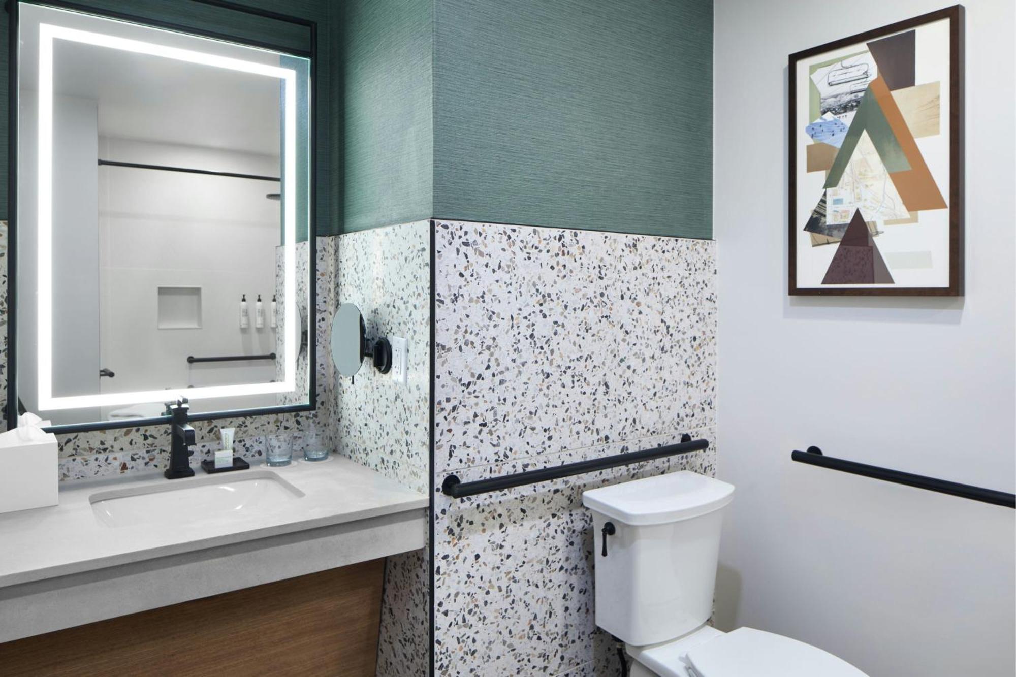 King Room Hearing Accessible
