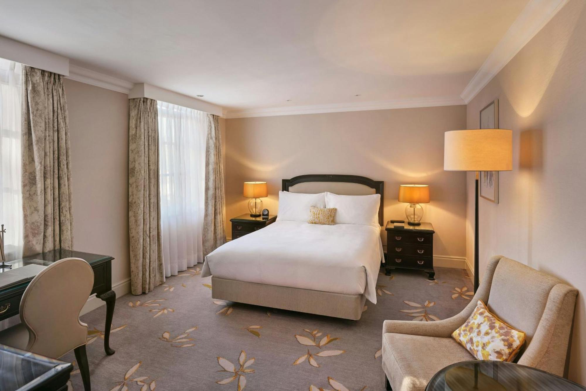 Deluxe Room Guest room 1 Queen