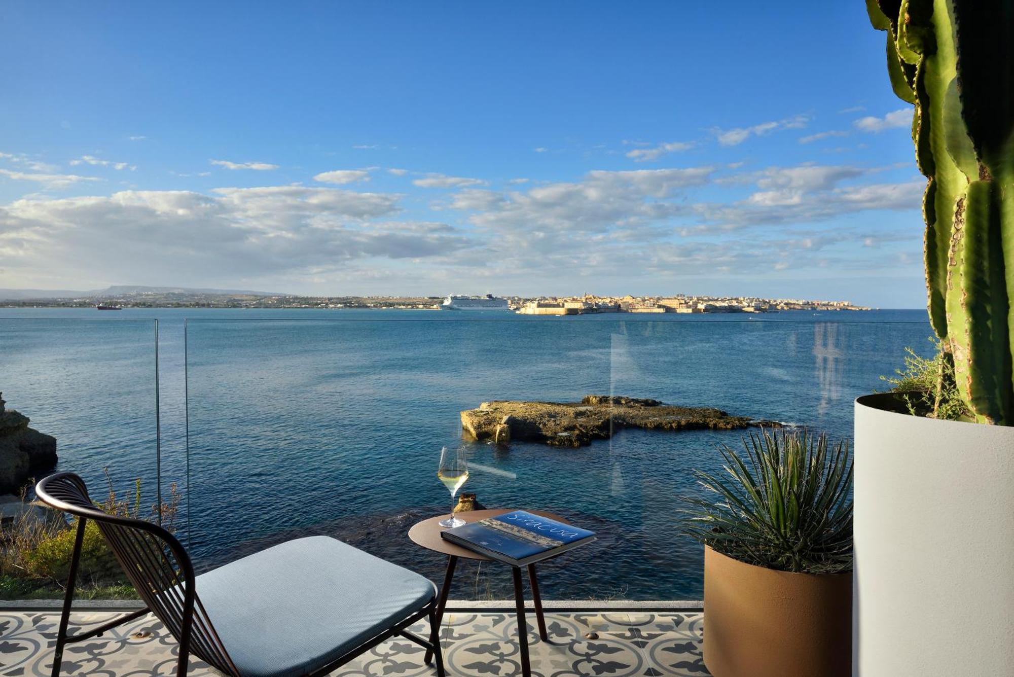 Suite Sea View,1742641639:JPEG