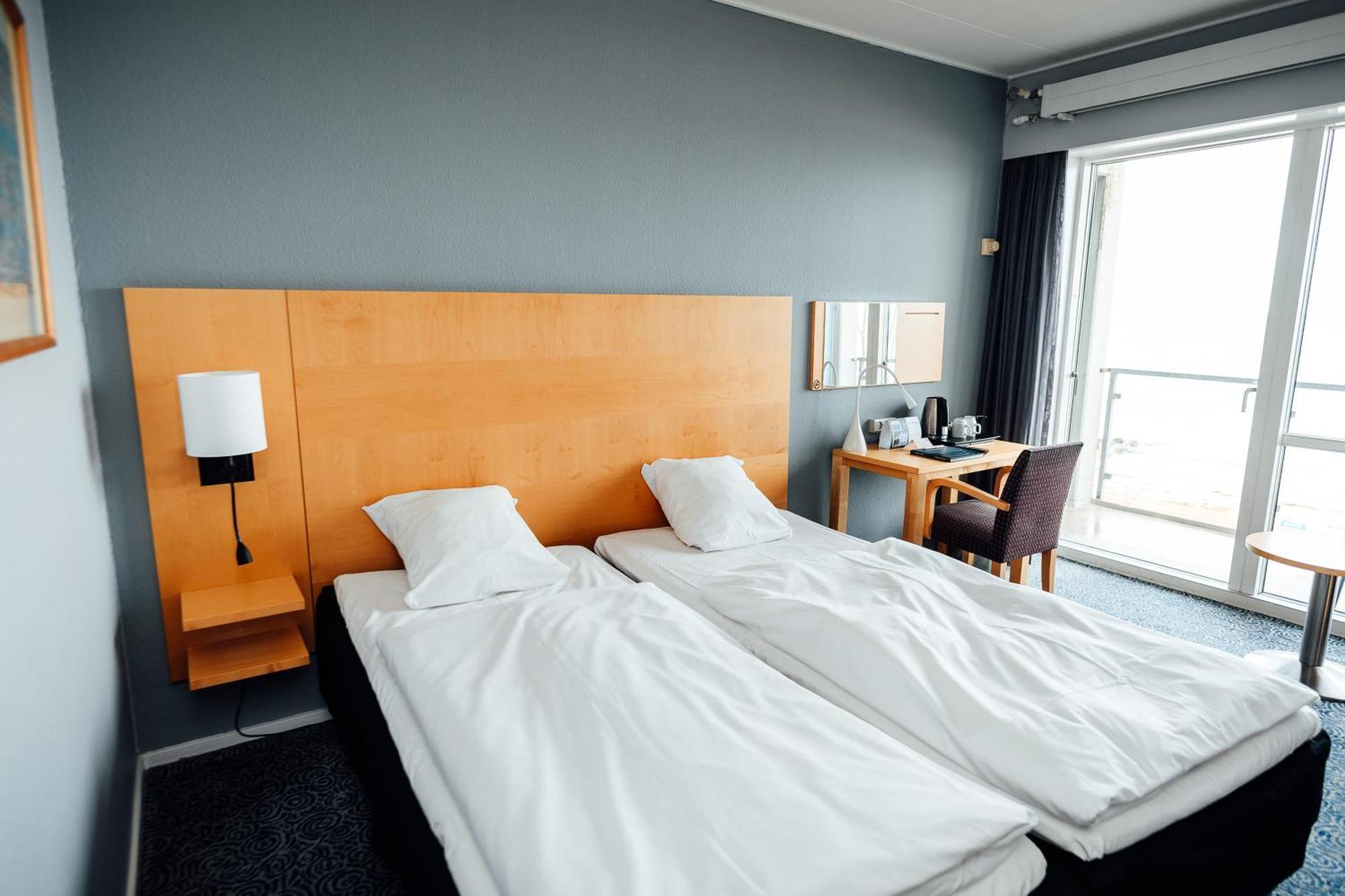 Double or Twin Room Sea View