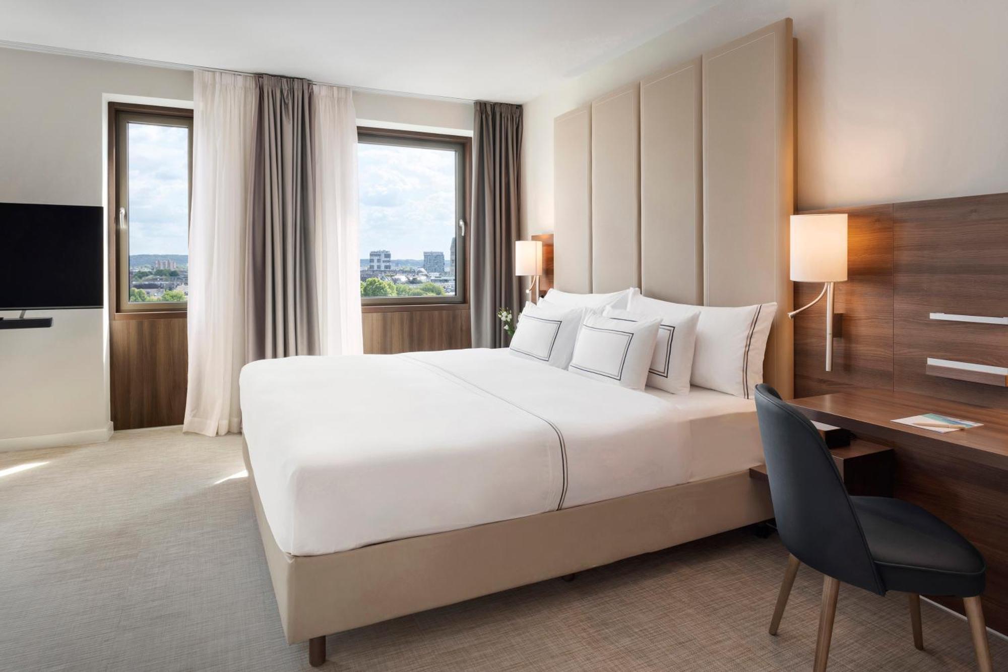 The Level Junior Suite with Executive Lounge Access,1742648574:JPEG