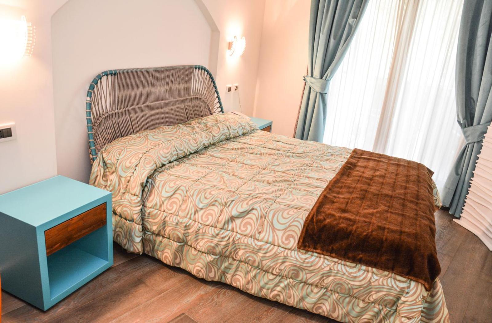 Classic Double Room,1742650656:JPEG