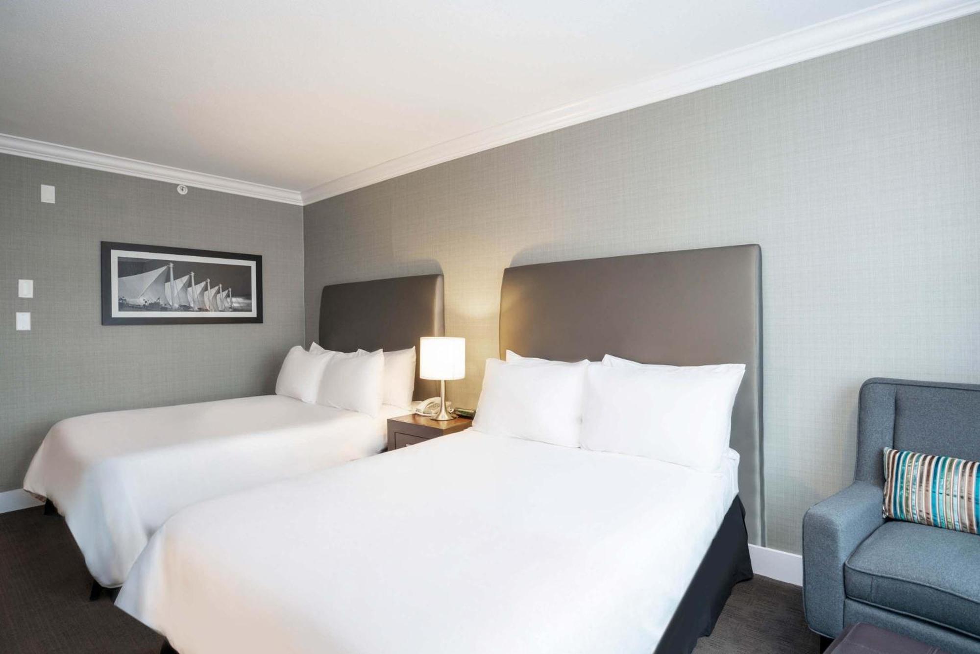 Standard Room 2 Double Beds