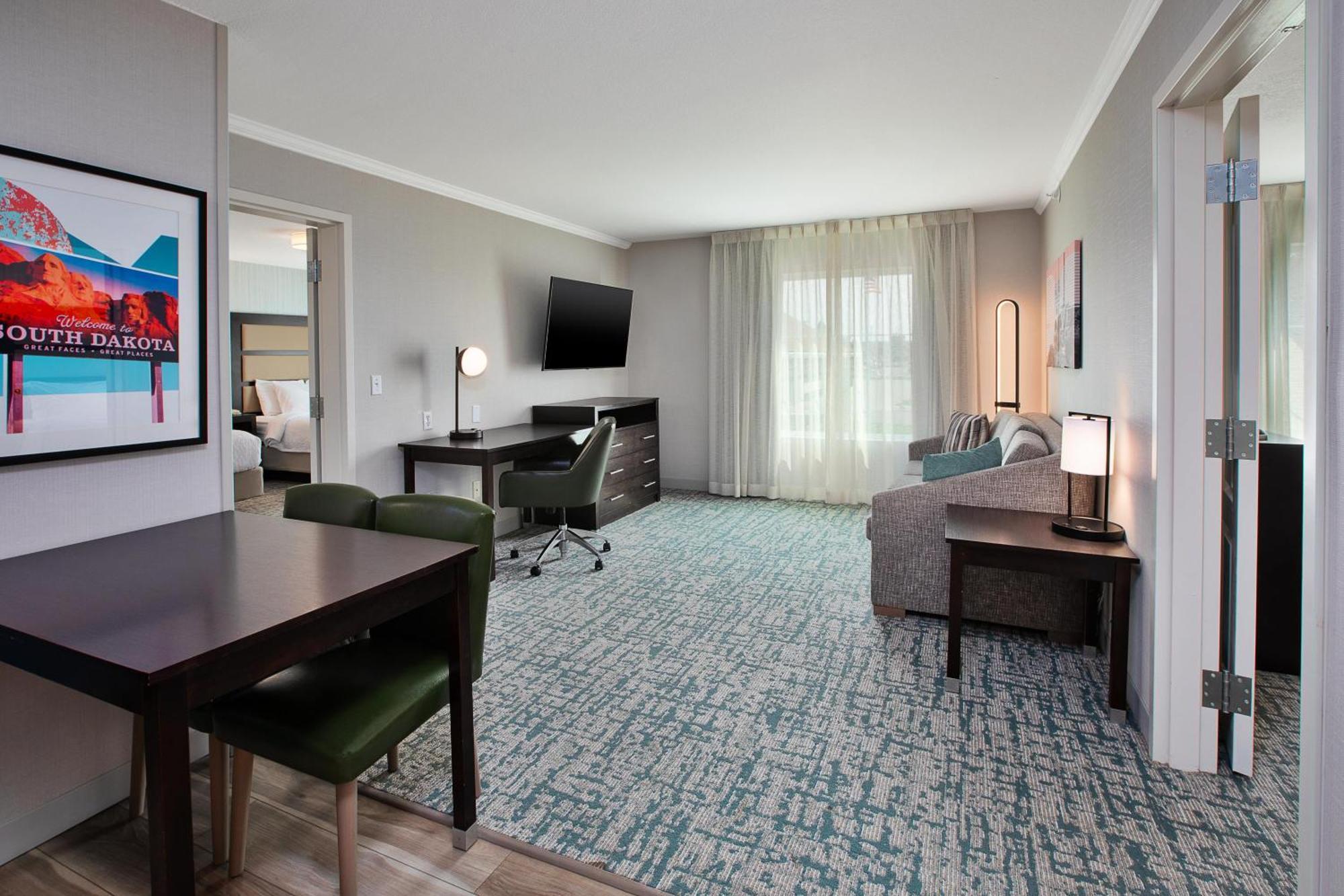 Two Bedroom Suite with One King and Two Queen Beds - Non-Smoking