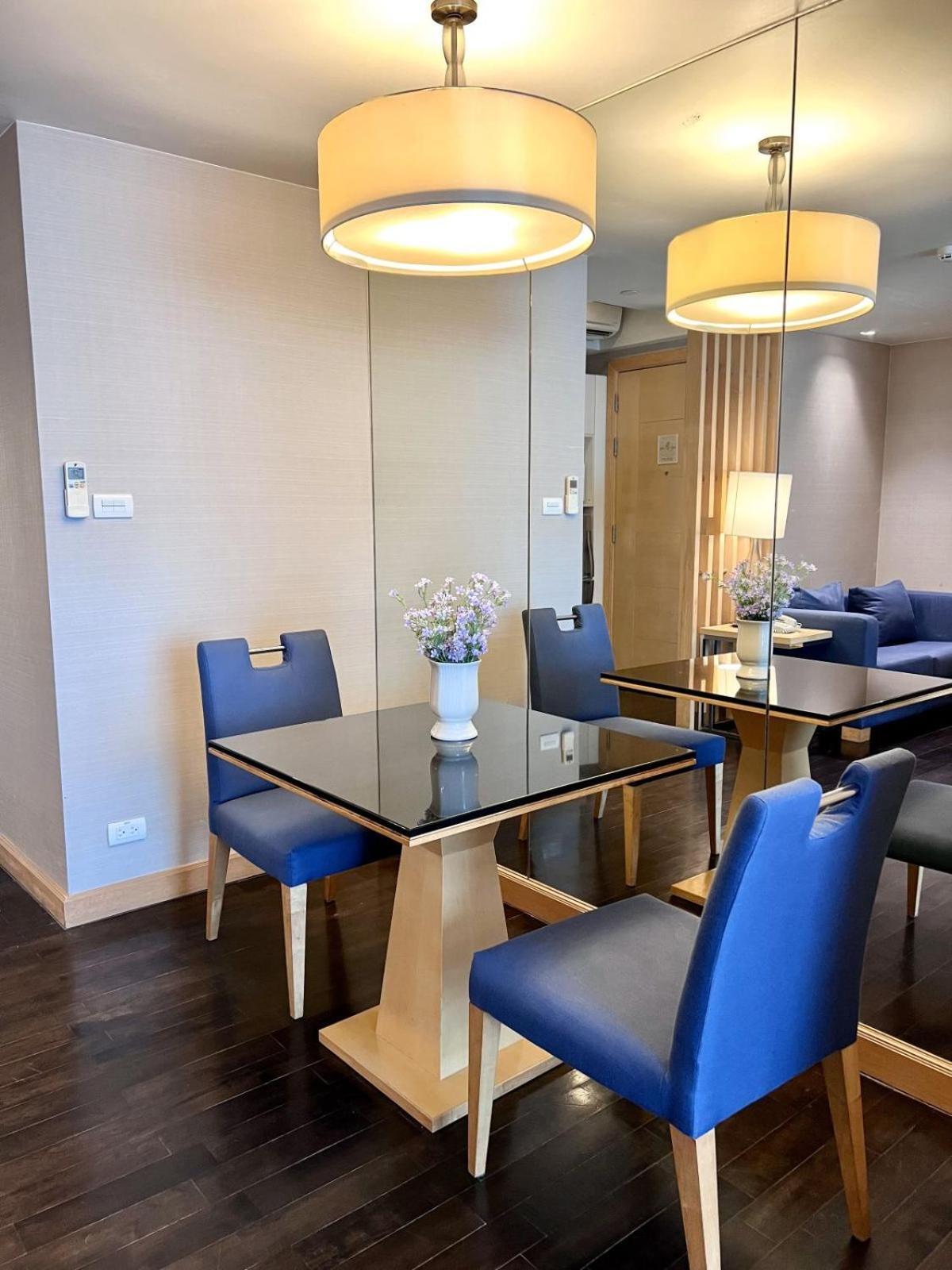 Deluxe One Bedroom Suite City View