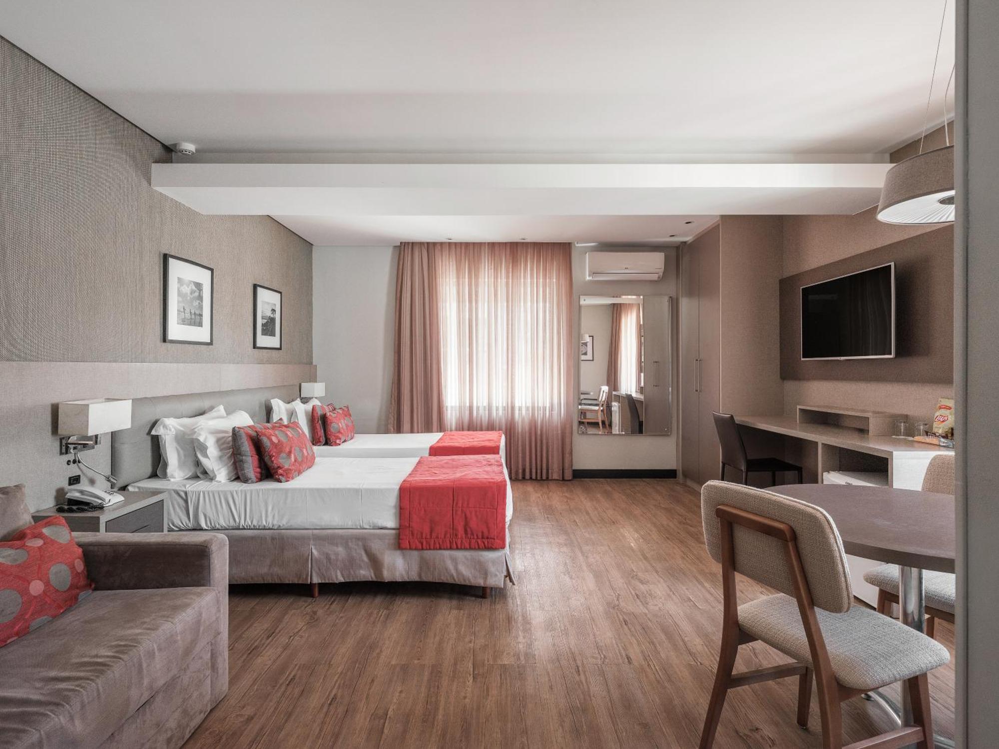Premium Suite Twin Room