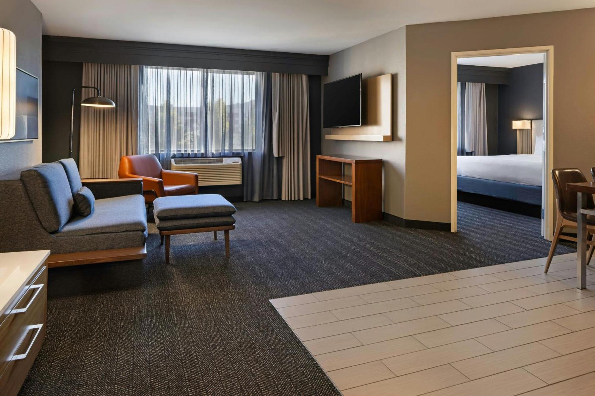 One-Bedroom King Suite Sofa Bed