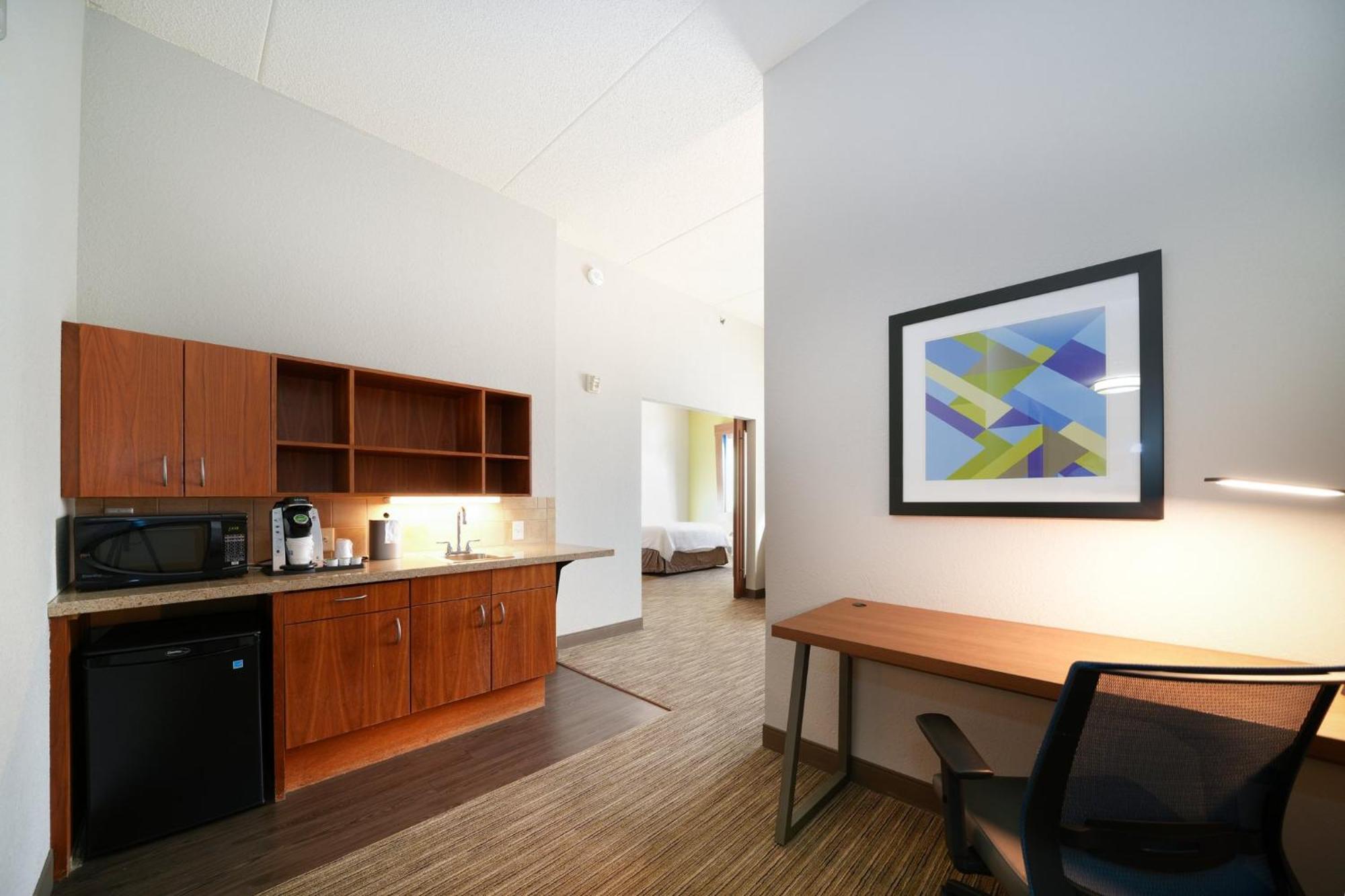 Suite Mobility Access or Hearing Accessible