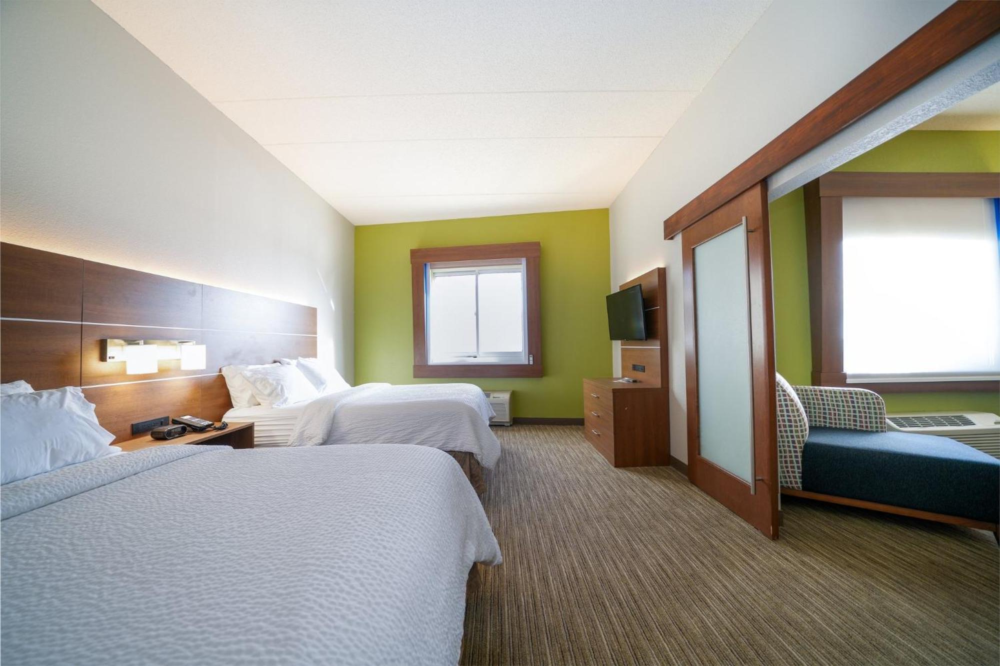 Suite Mobility Access or Hearing Accessible