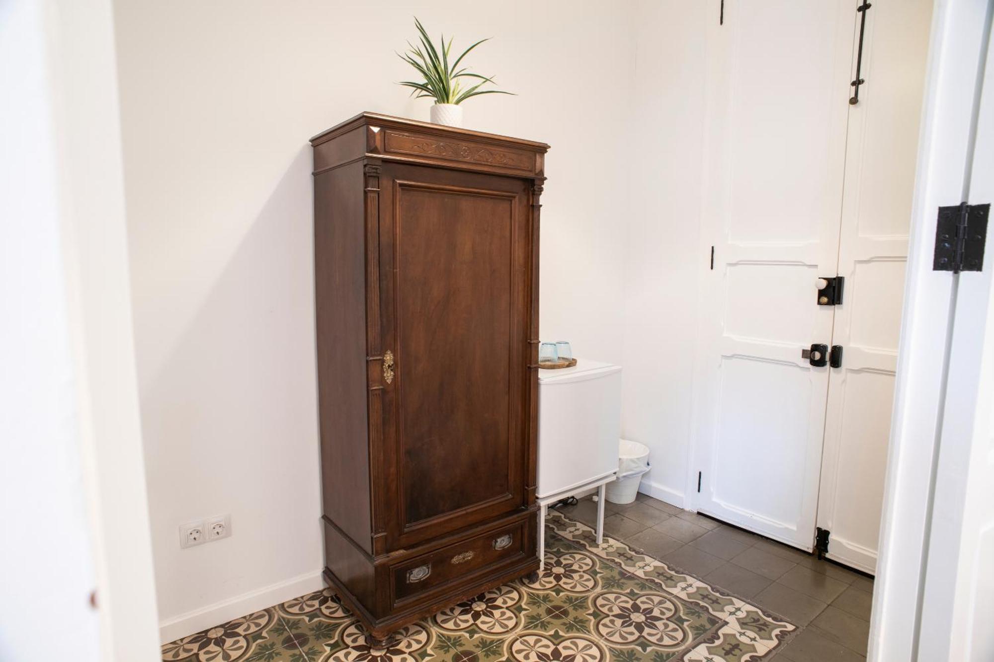 Double Room Private Bathroom