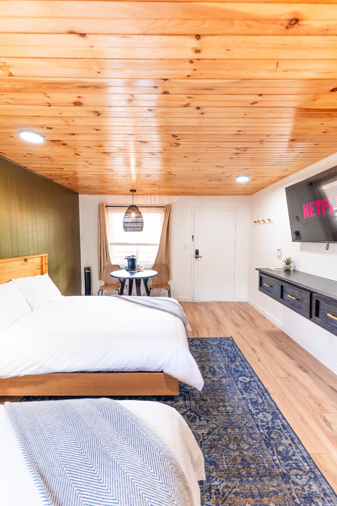 Standard Room Two Double Beds