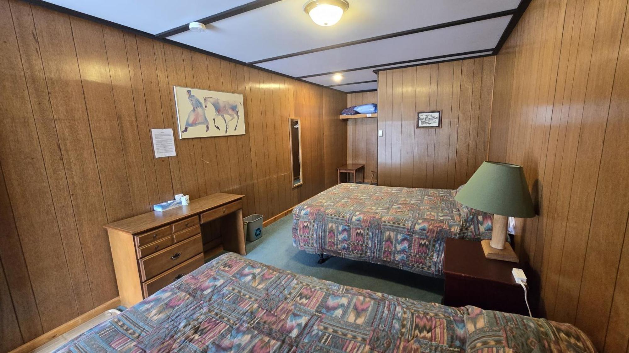 Quadruple Room with Private Bathroom