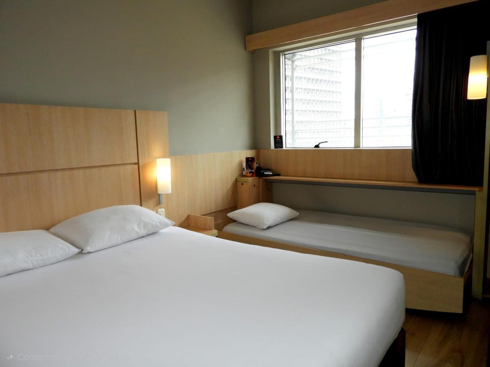 Standard Double Room 1 Single Bed