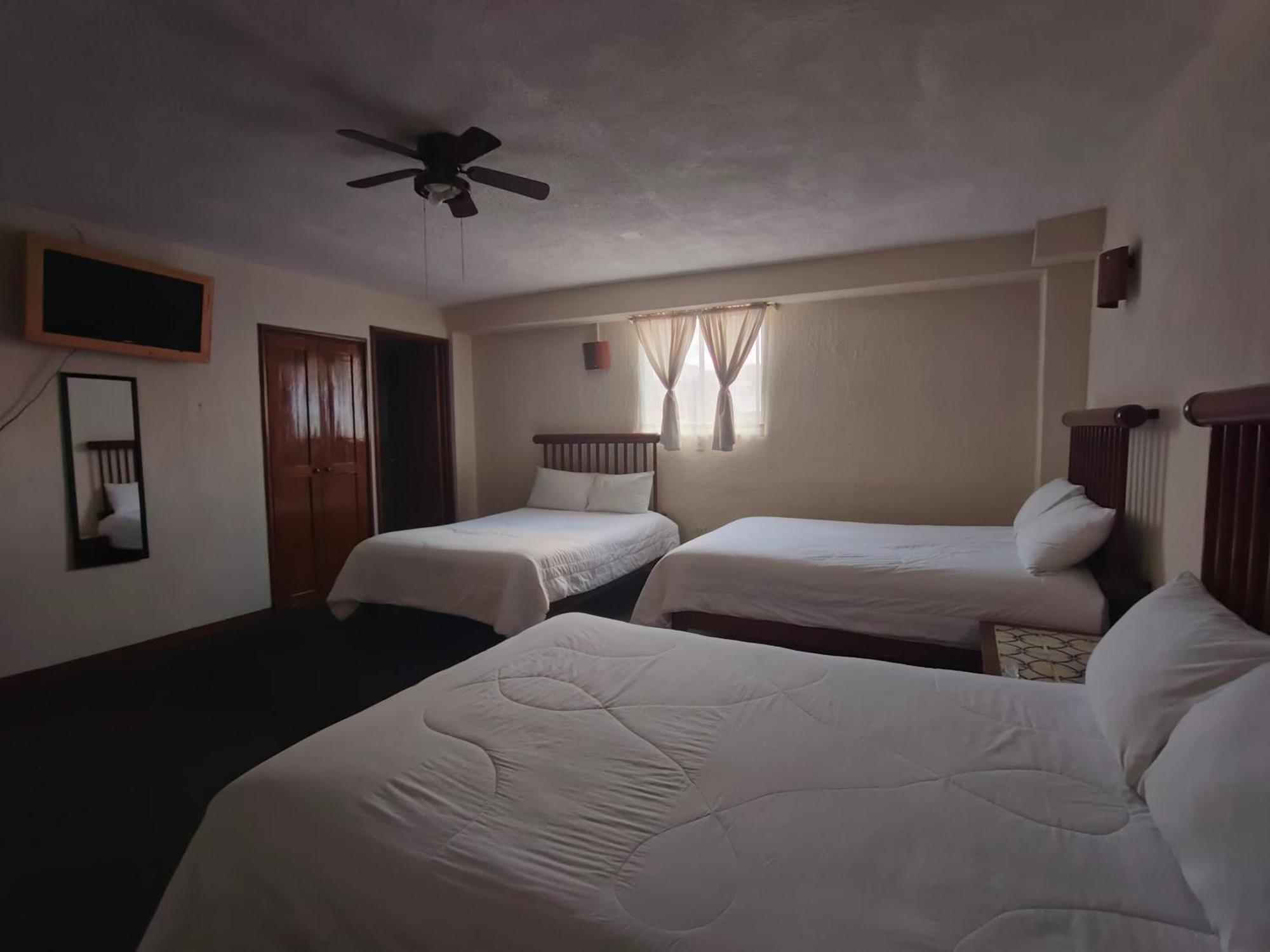 Standard Triple Room,1756527816:JPEG