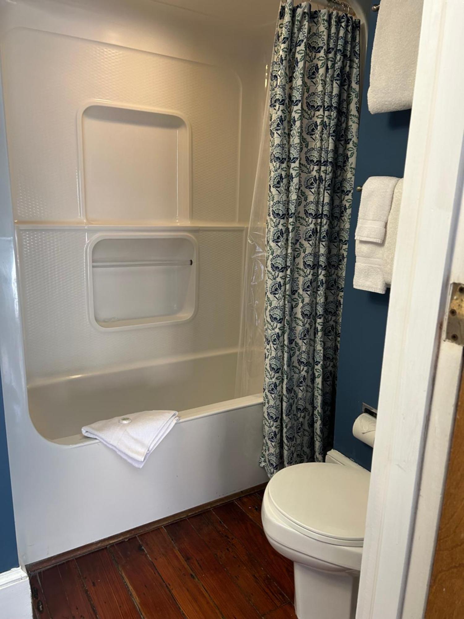 Double Queen Room