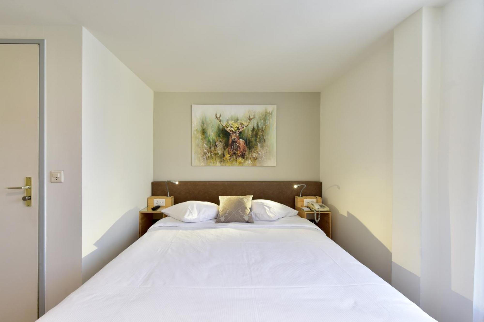 Standard Double Room with Queensize Bed