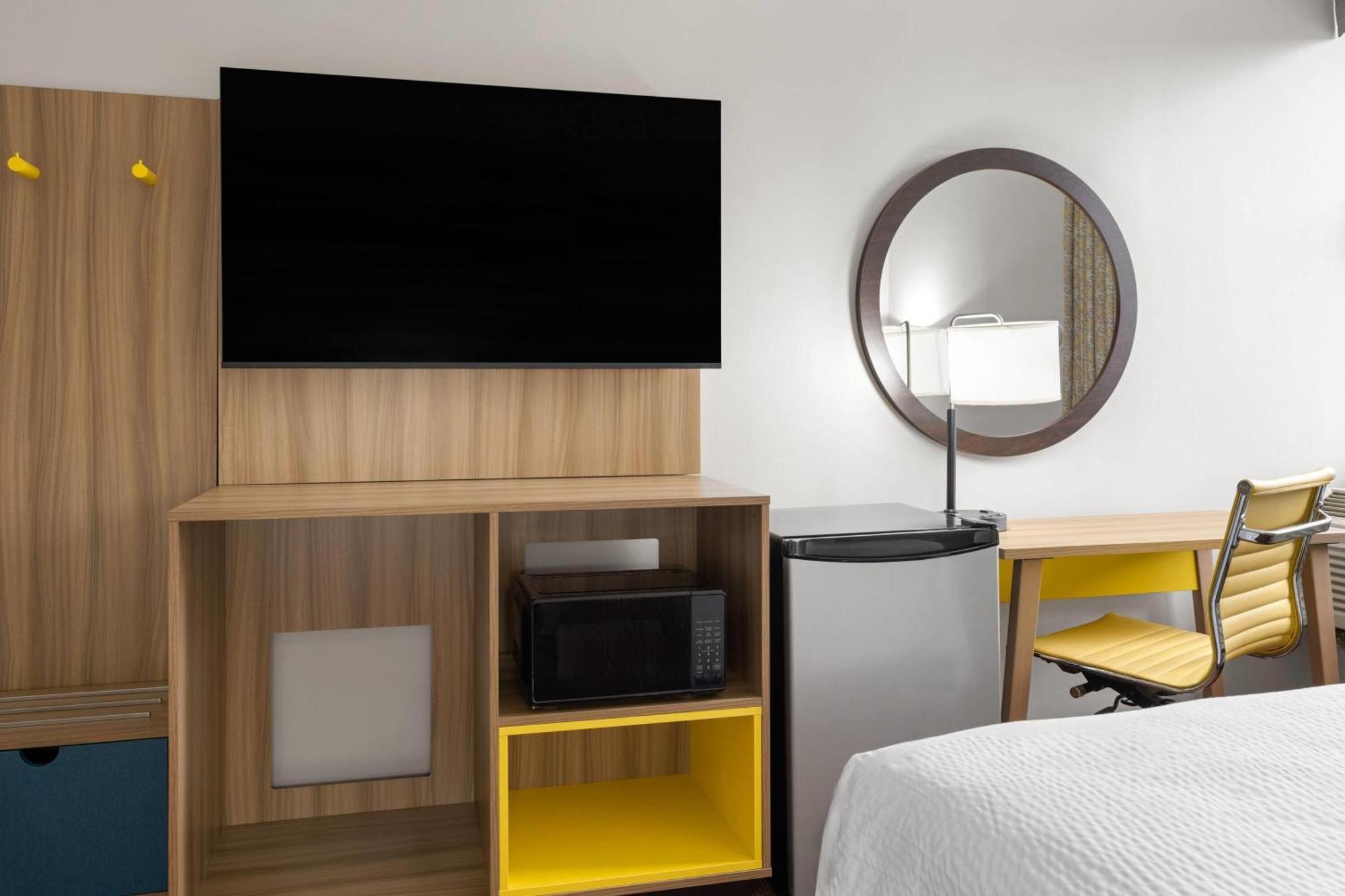 Double Room Two Double Beds Smoking