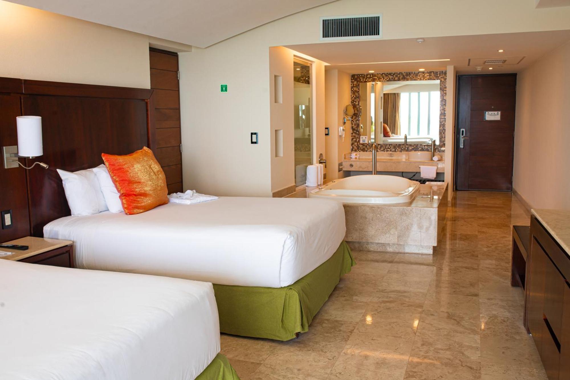 Luxury Suite