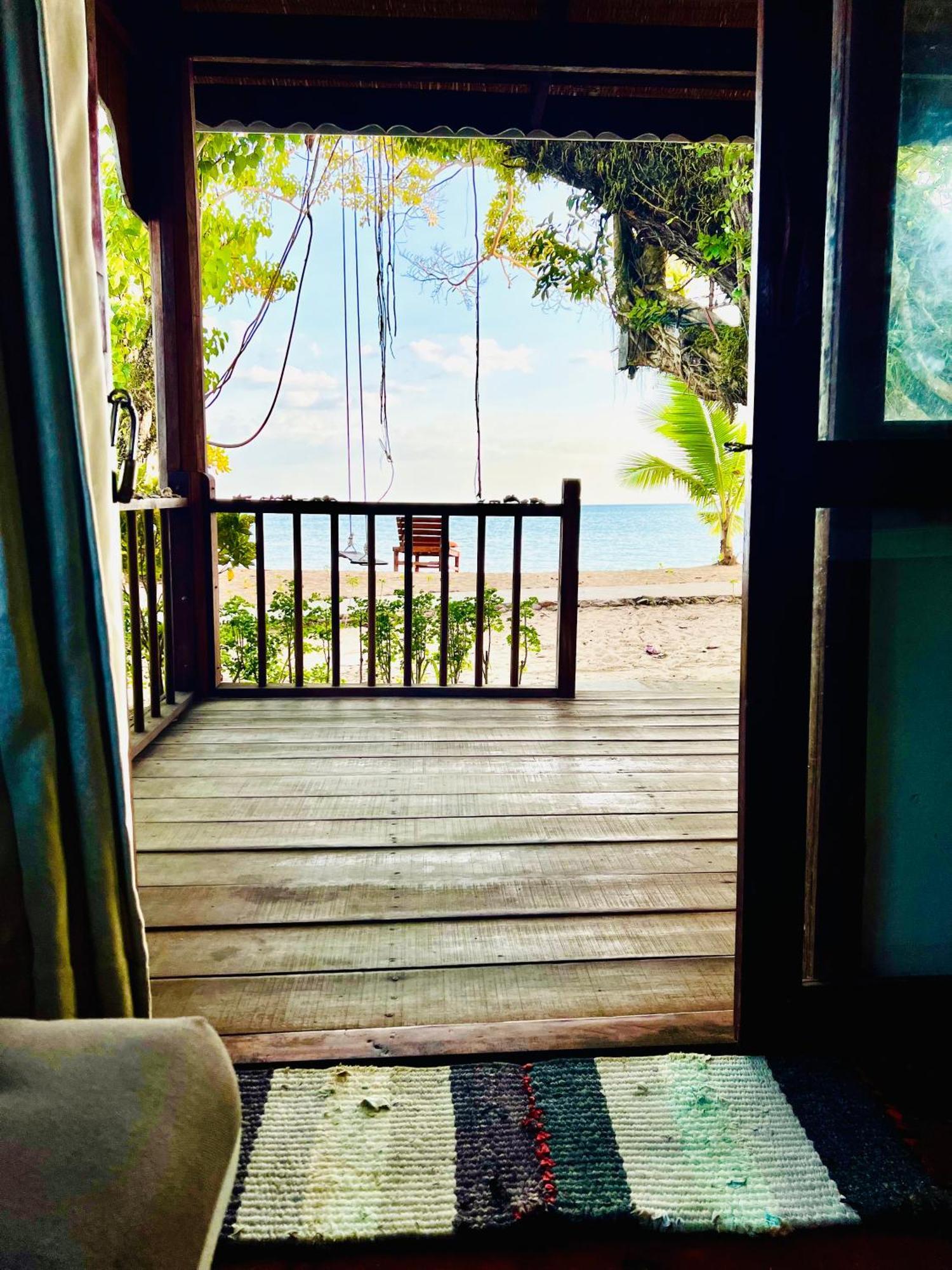 Bungalow Beach Front