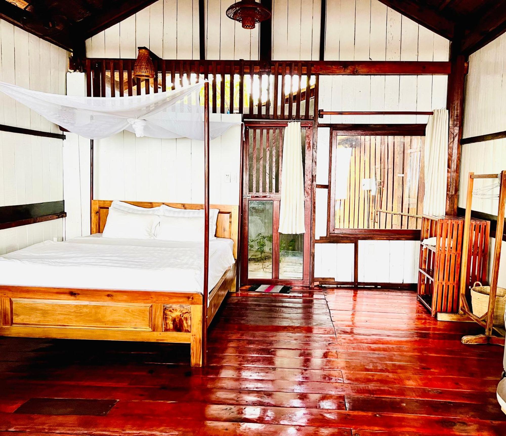 Bungalow Beach Front
