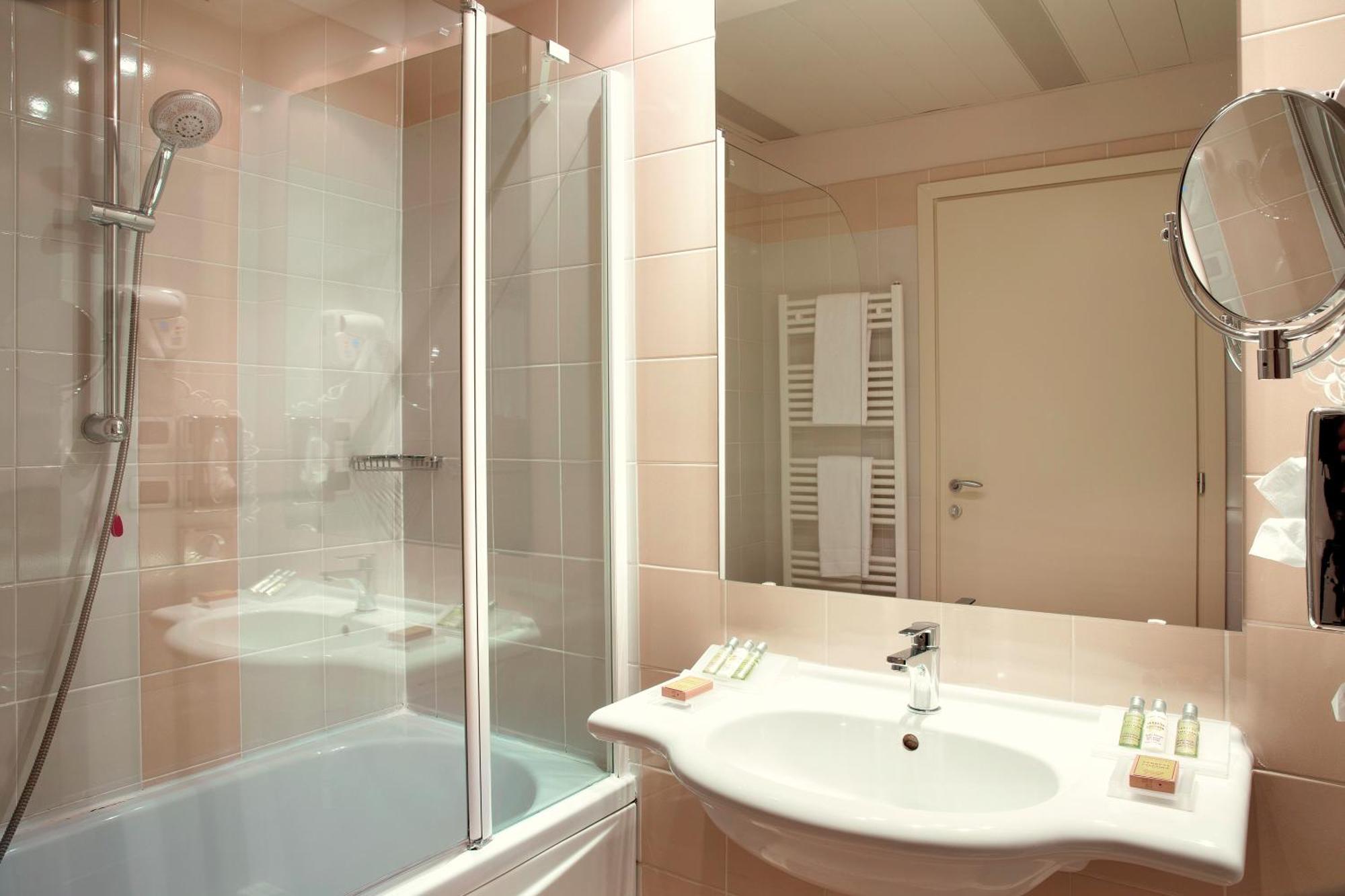 Classic Twin Room,1742810642:JPEG