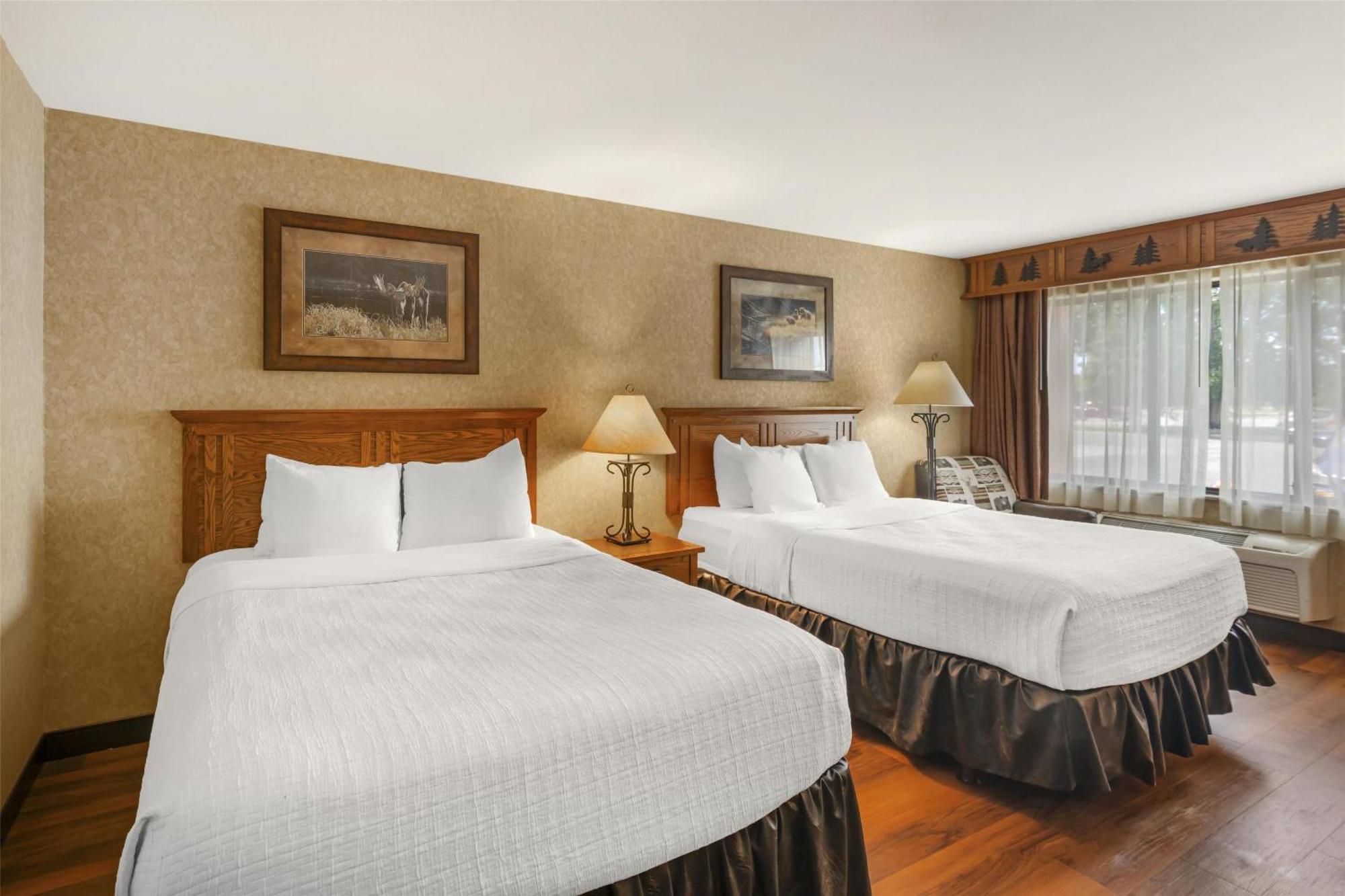 Queen Room Two Queen Beds