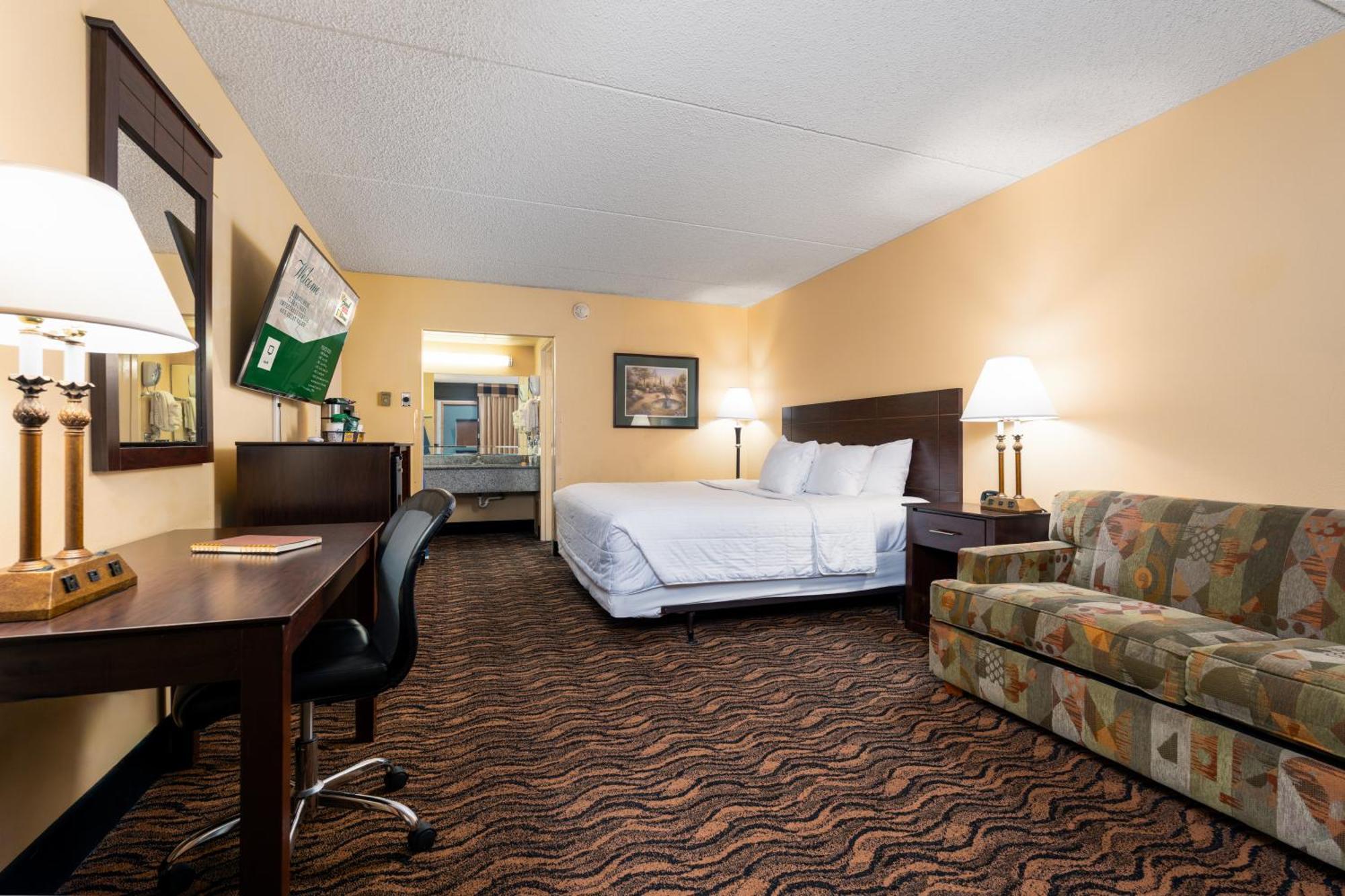 Deluxe King Room
