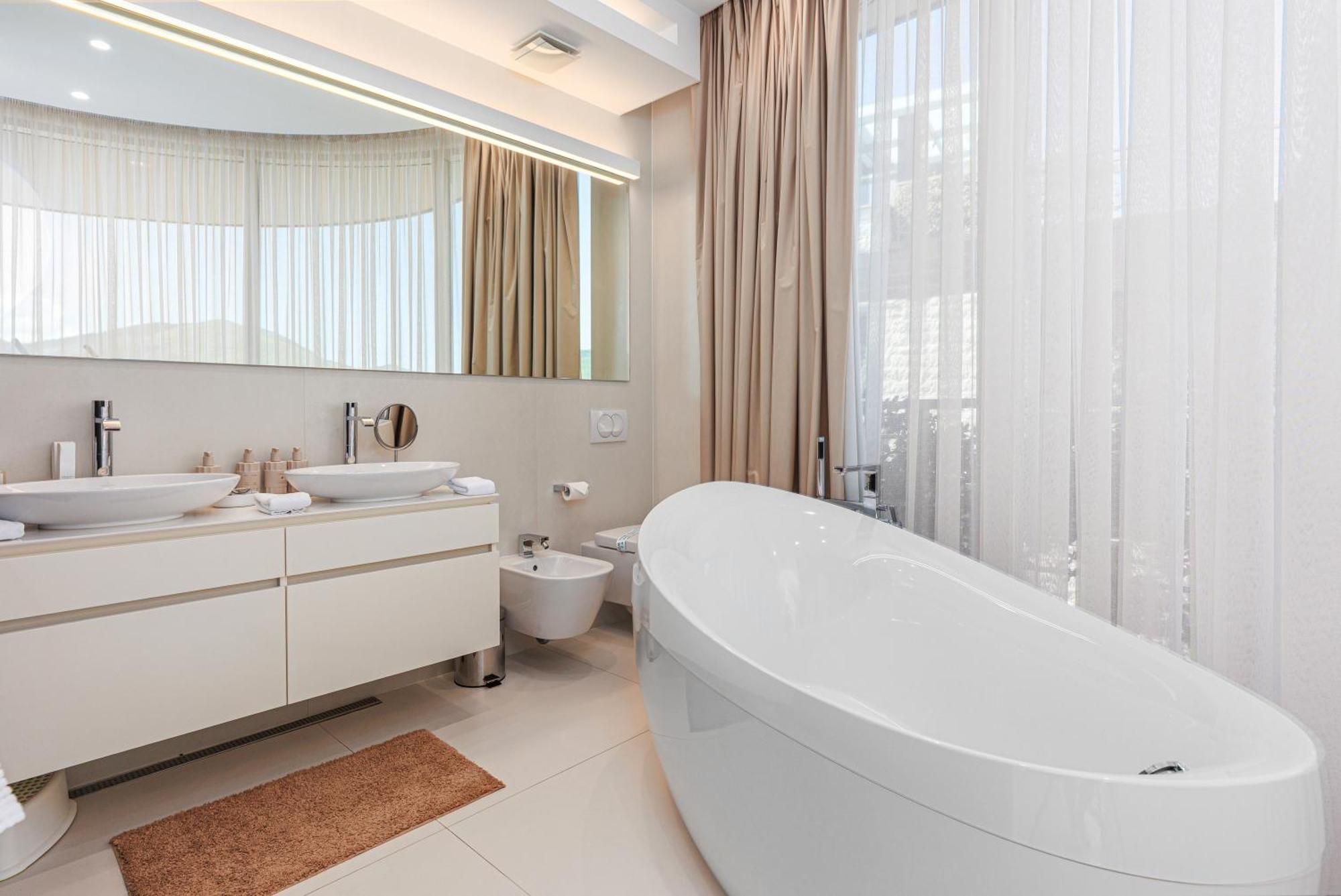 Penthouse-Apartment mit 3 Schlafzimmern und Meerblick