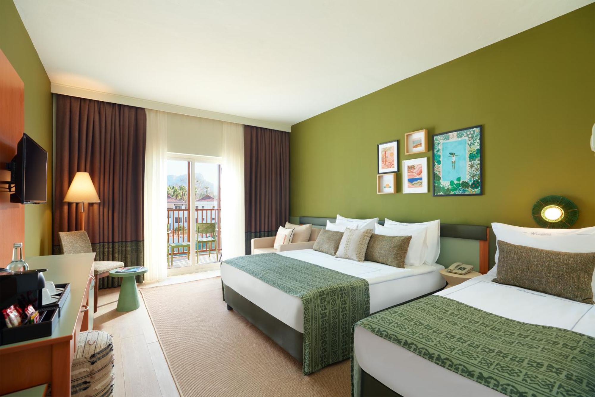 Comfort Triple Room