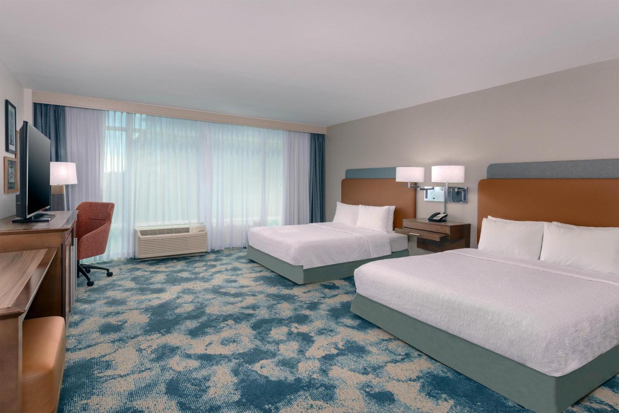Queen Room Two Queen Beds Mobility Access or Non-Smoking