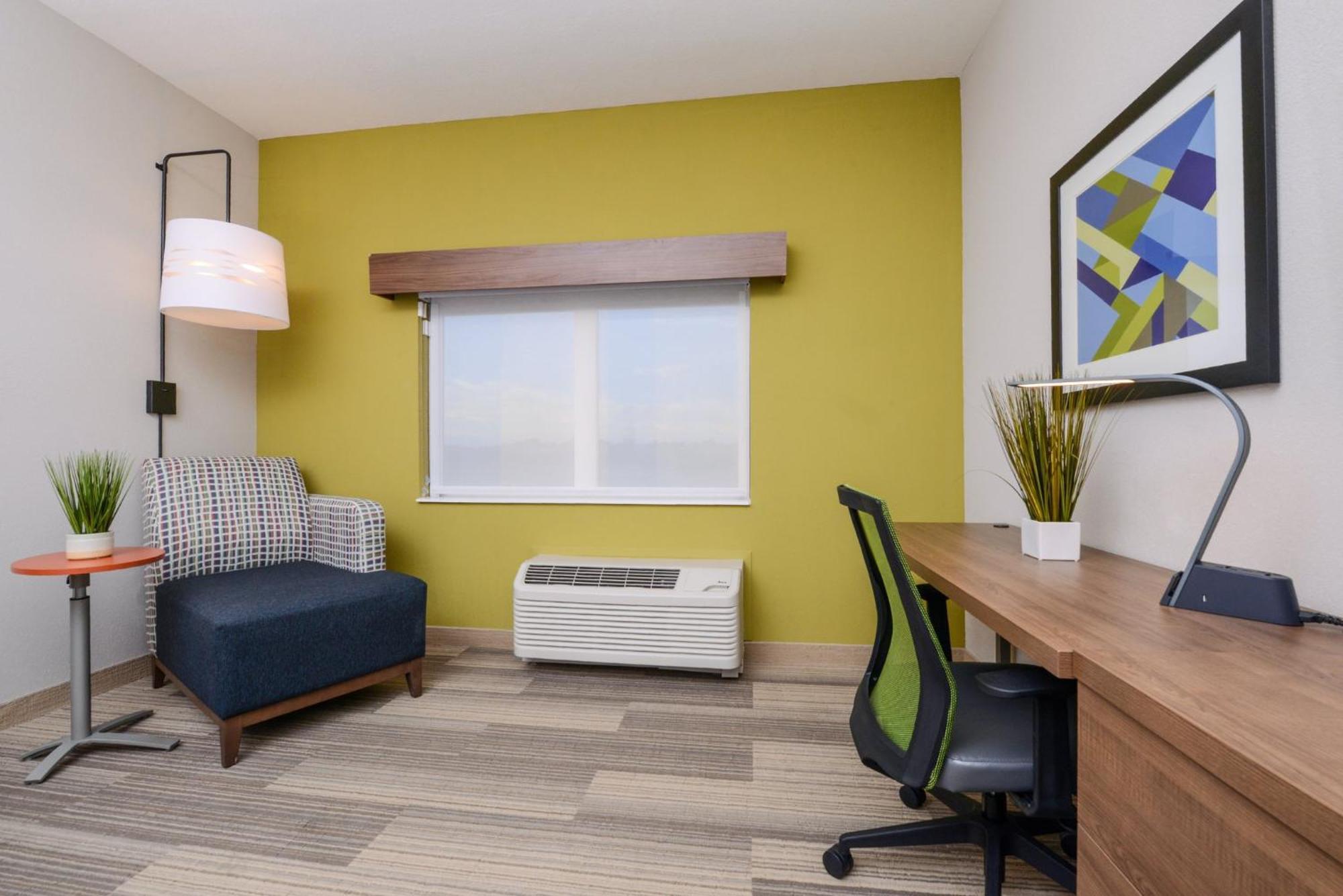 Standard King Room