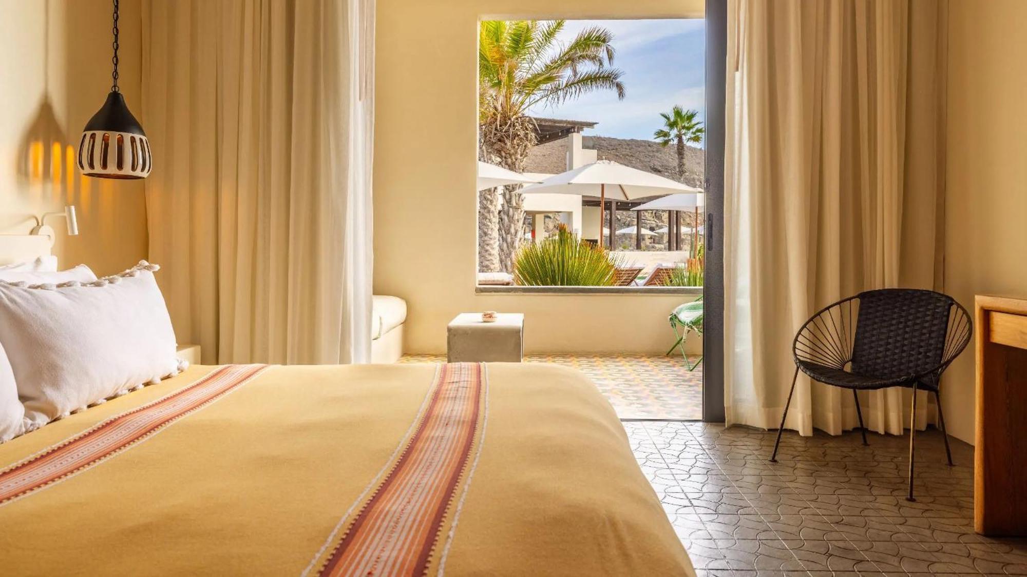 King Room Pool View