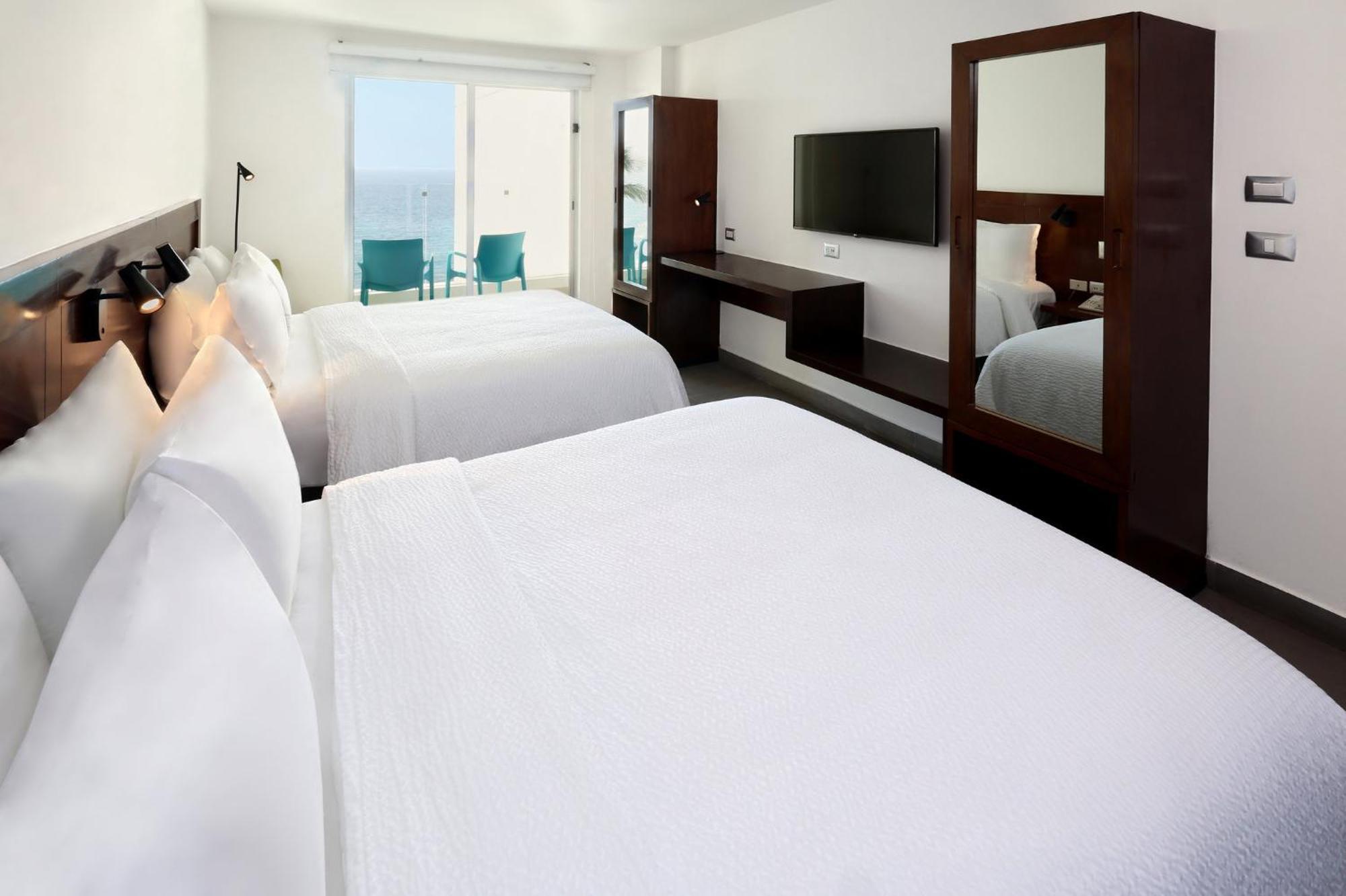 Standard Queen Room Two Queen Beds Ocean View High Floor
