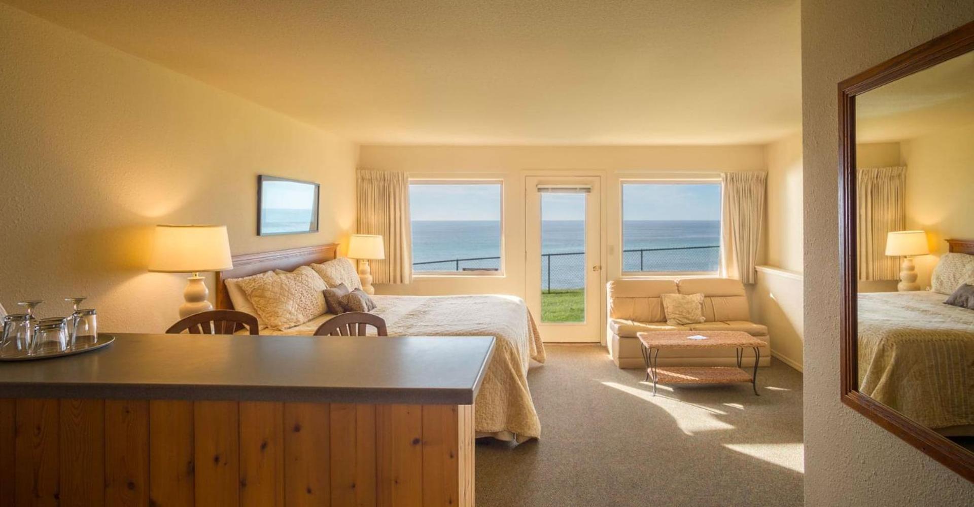 Junior Suite,1743140621:JPEG