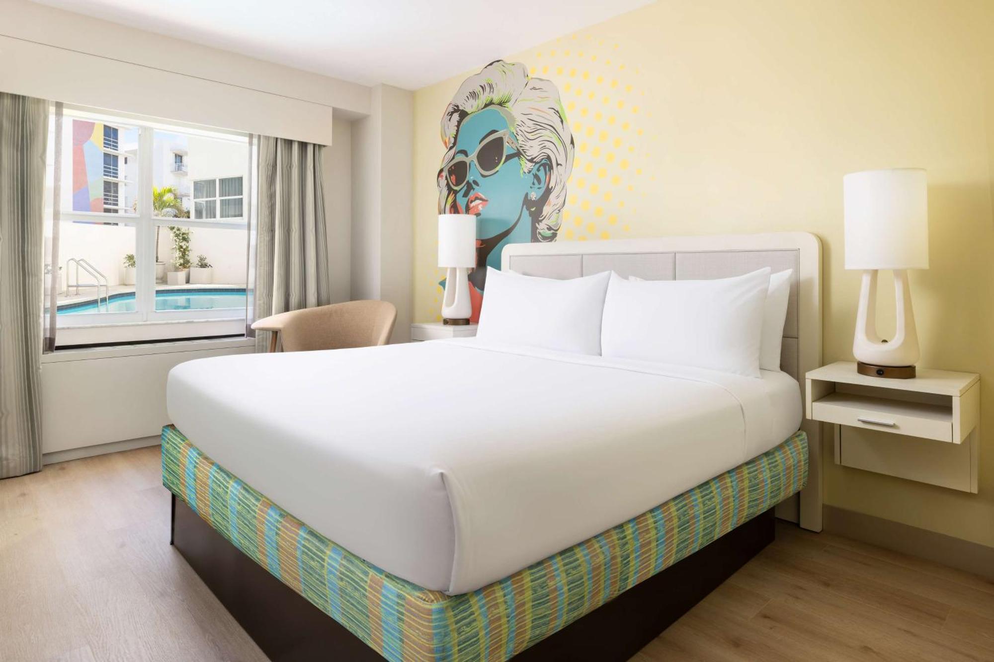 King Room Pool View
