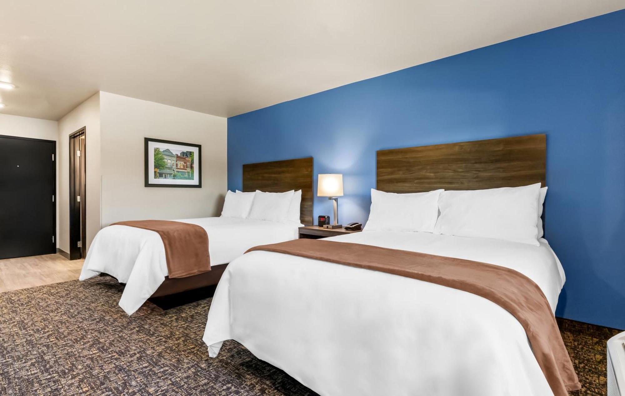 Queen Room Two Queen Beds