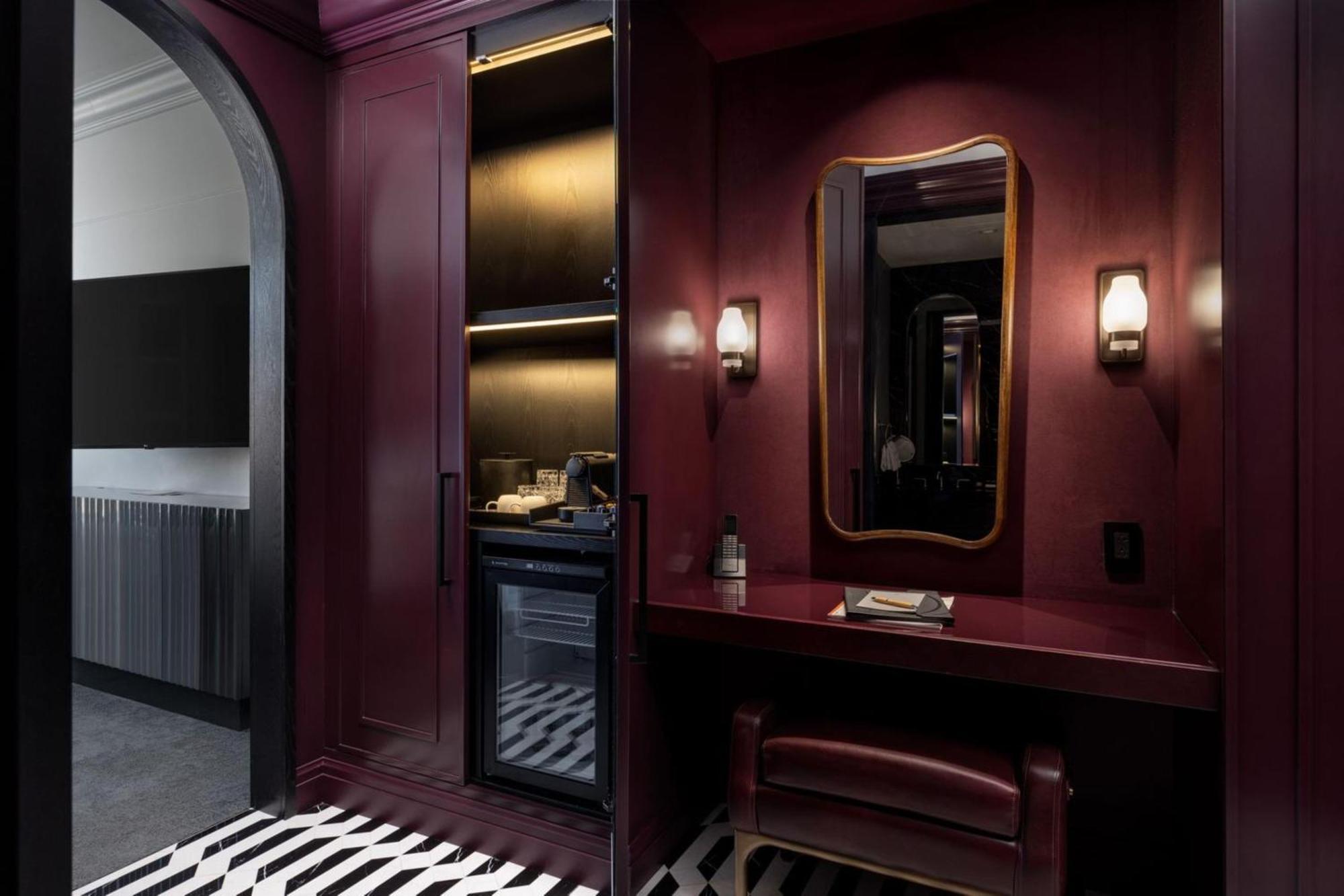 Standard King Room