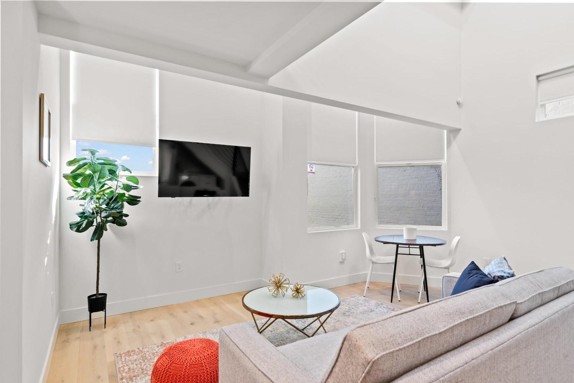 Premium Loft Self Check Virtual Front Desk