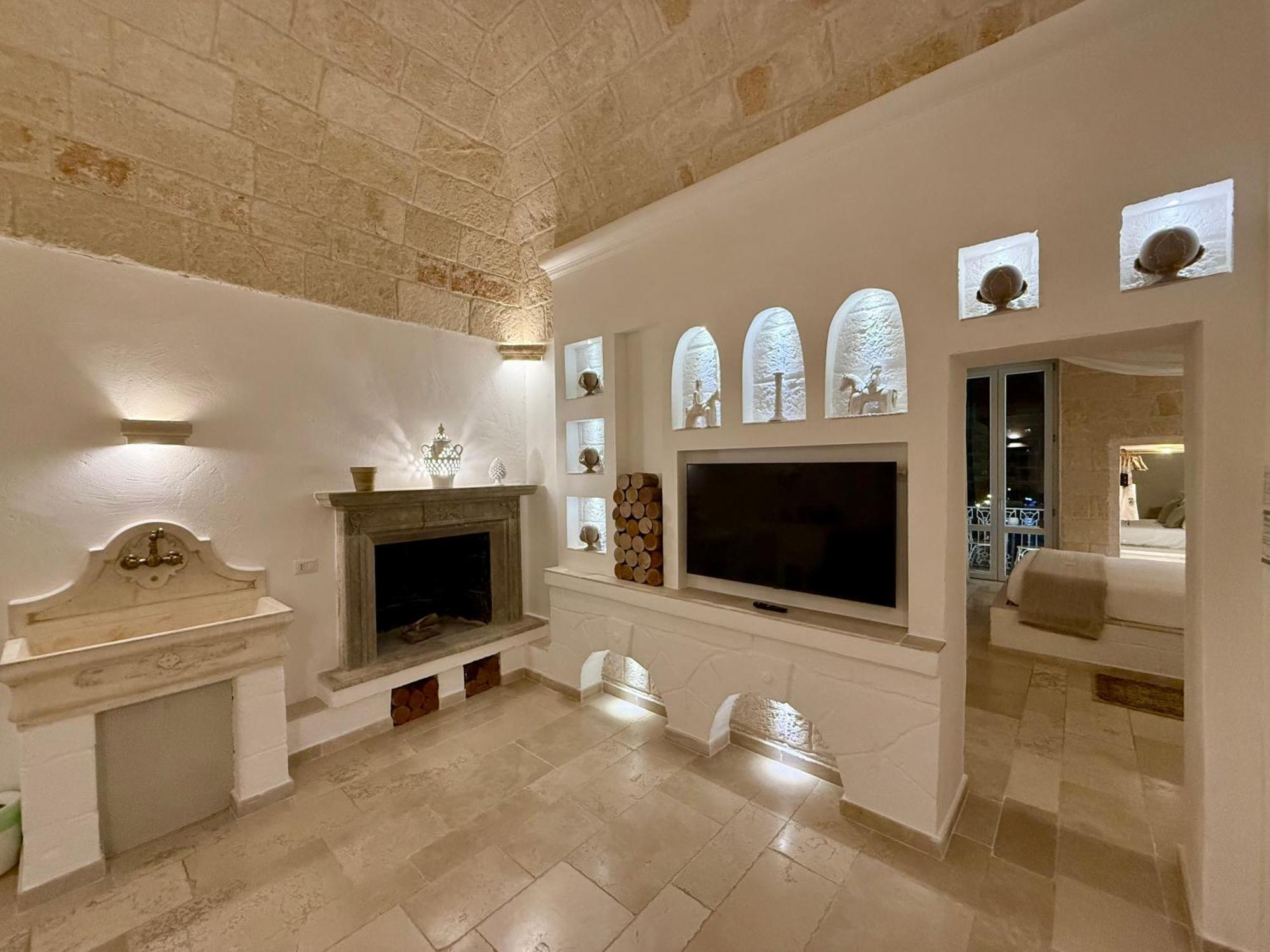 King Room Spa Bath