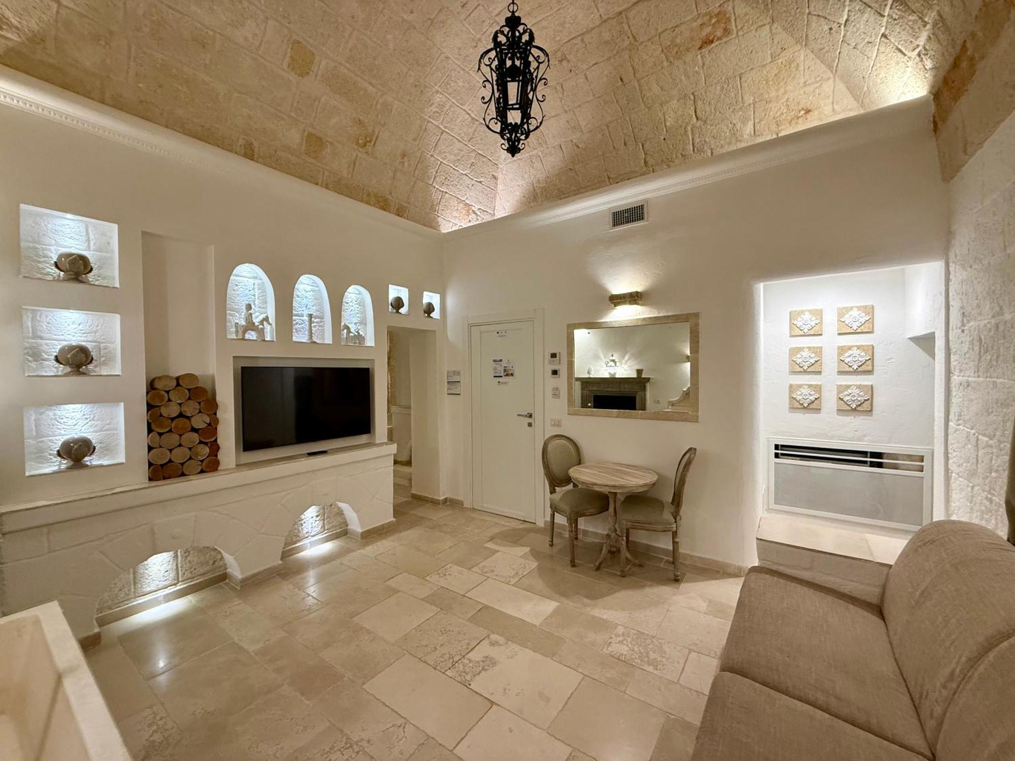King Room Spa Bath