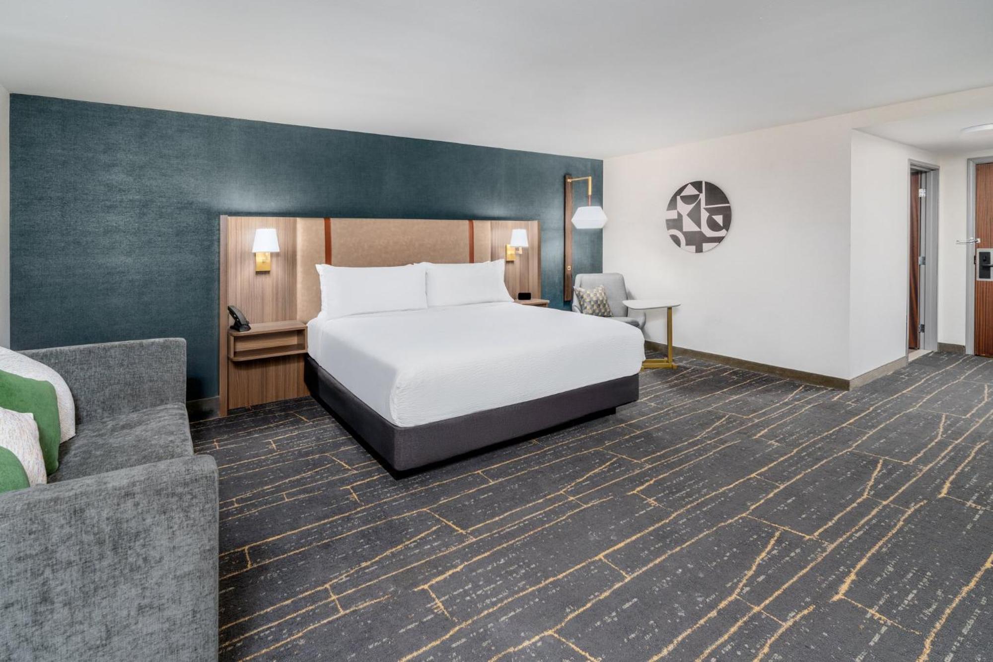 One-Bedroom Suite