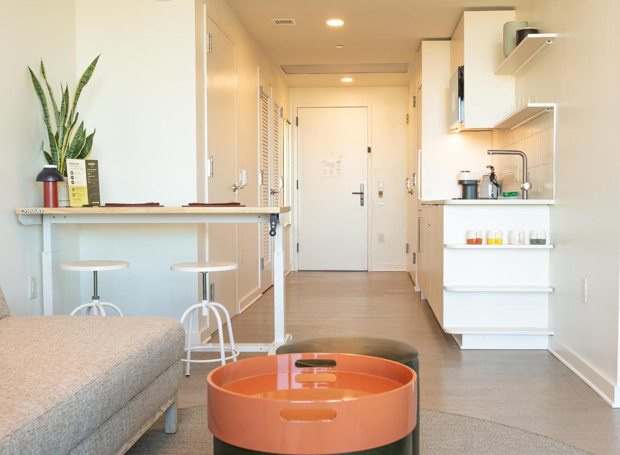 Deluxe One Bedroom Low Floor