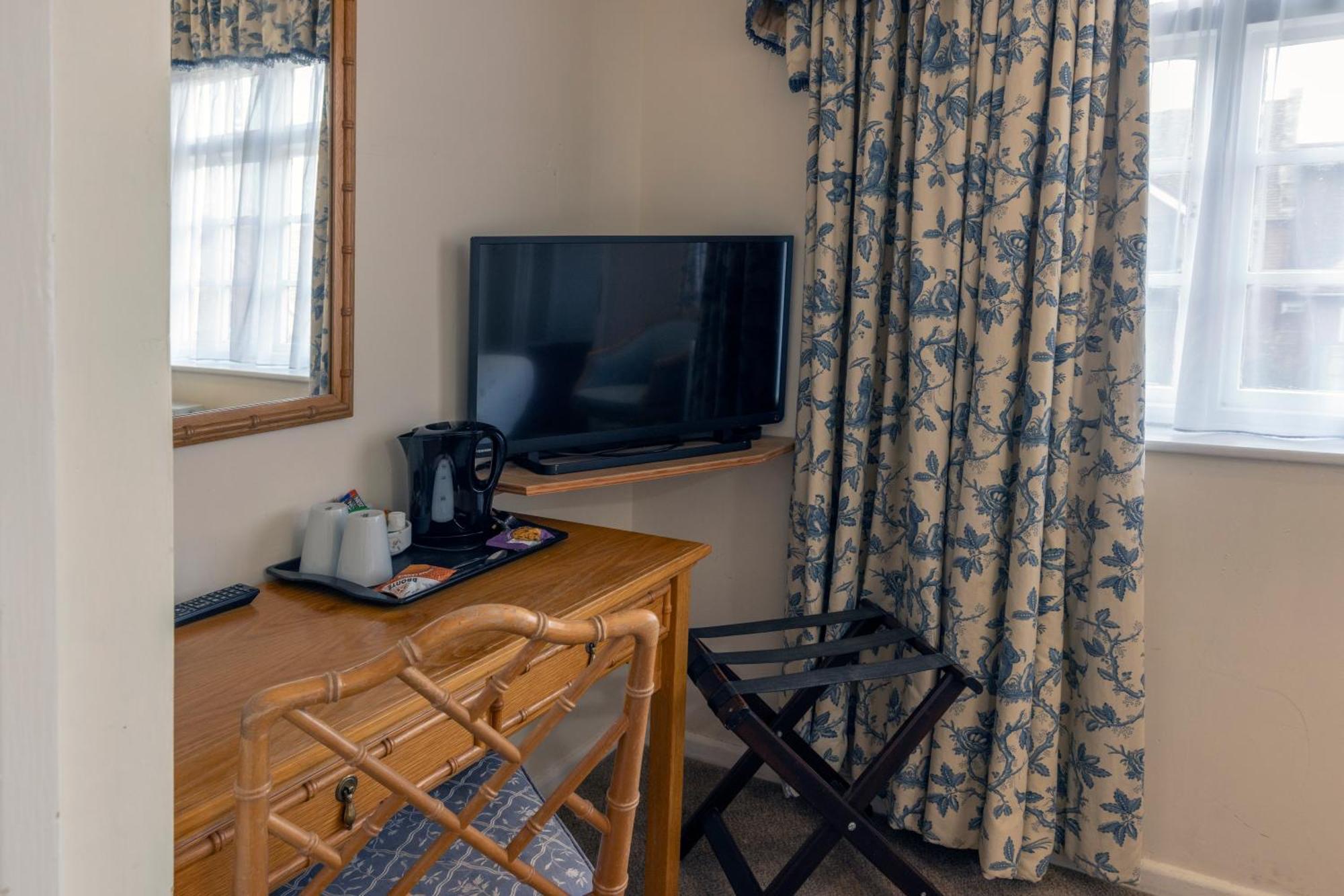 Standard Single Room - Non-Smoking