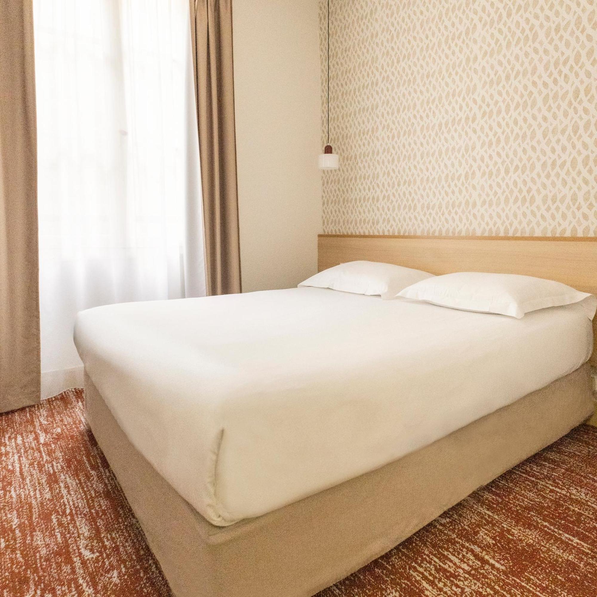 Double Room City View,1746829161:JPEG