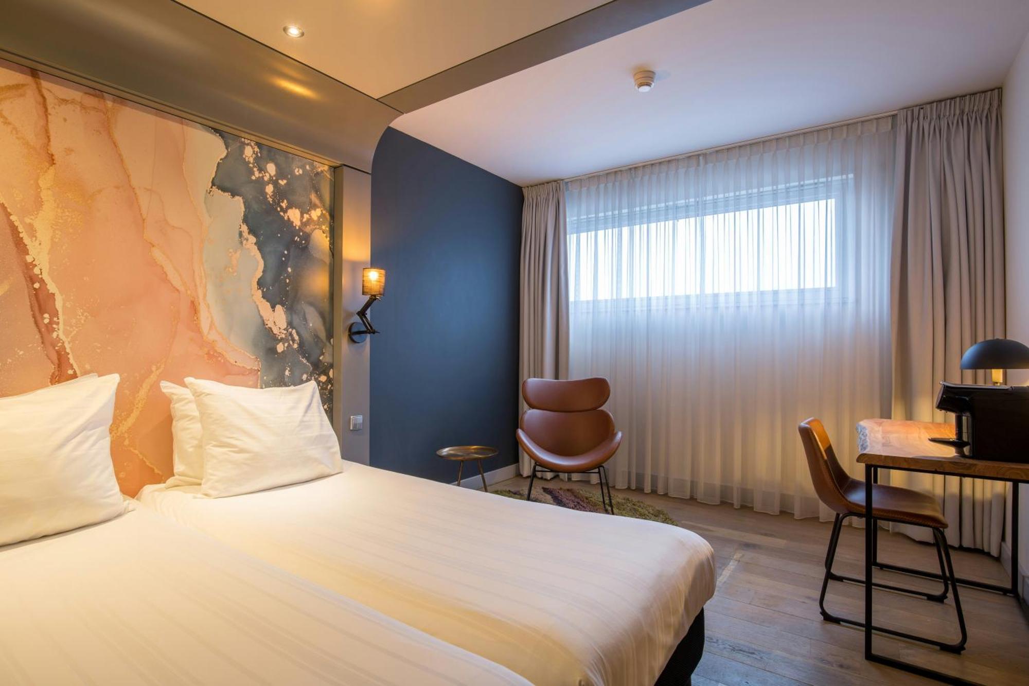 Comfort Room 1 Twin Bed
