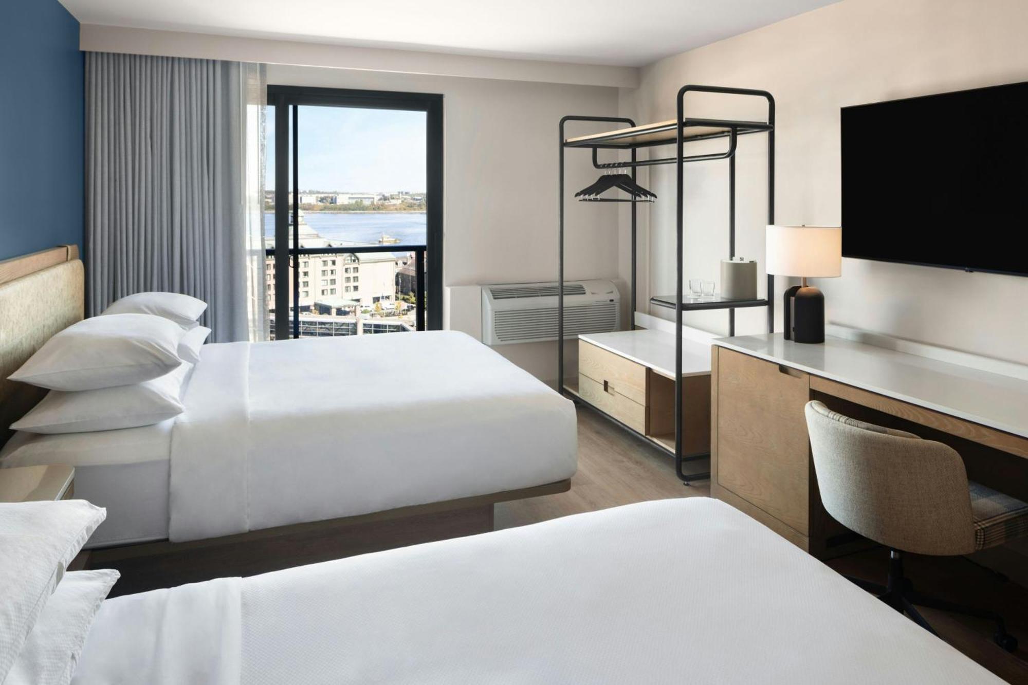 Queen Room Two Queen Beds Harbor View