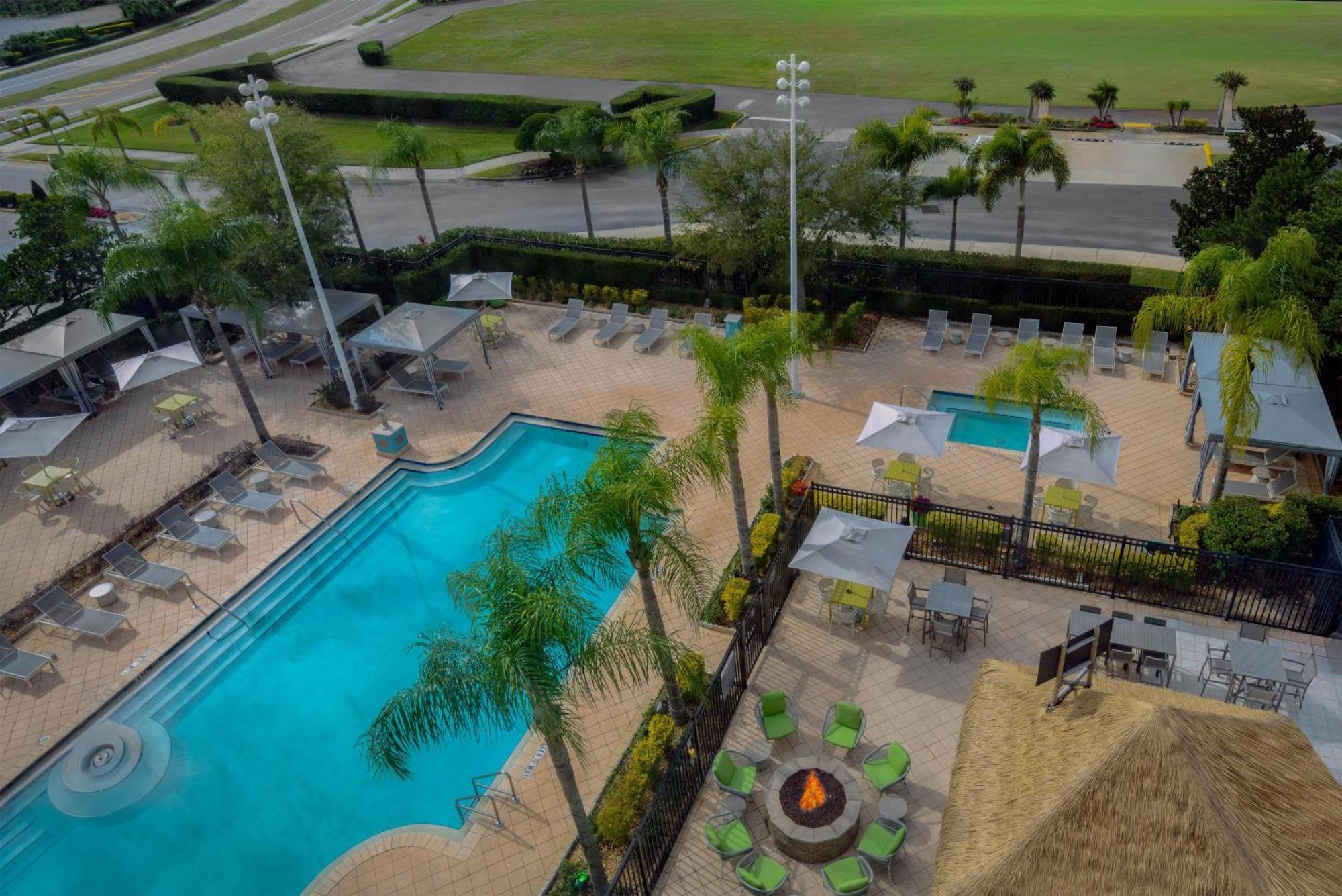 King Room Sofa Bed Pool View