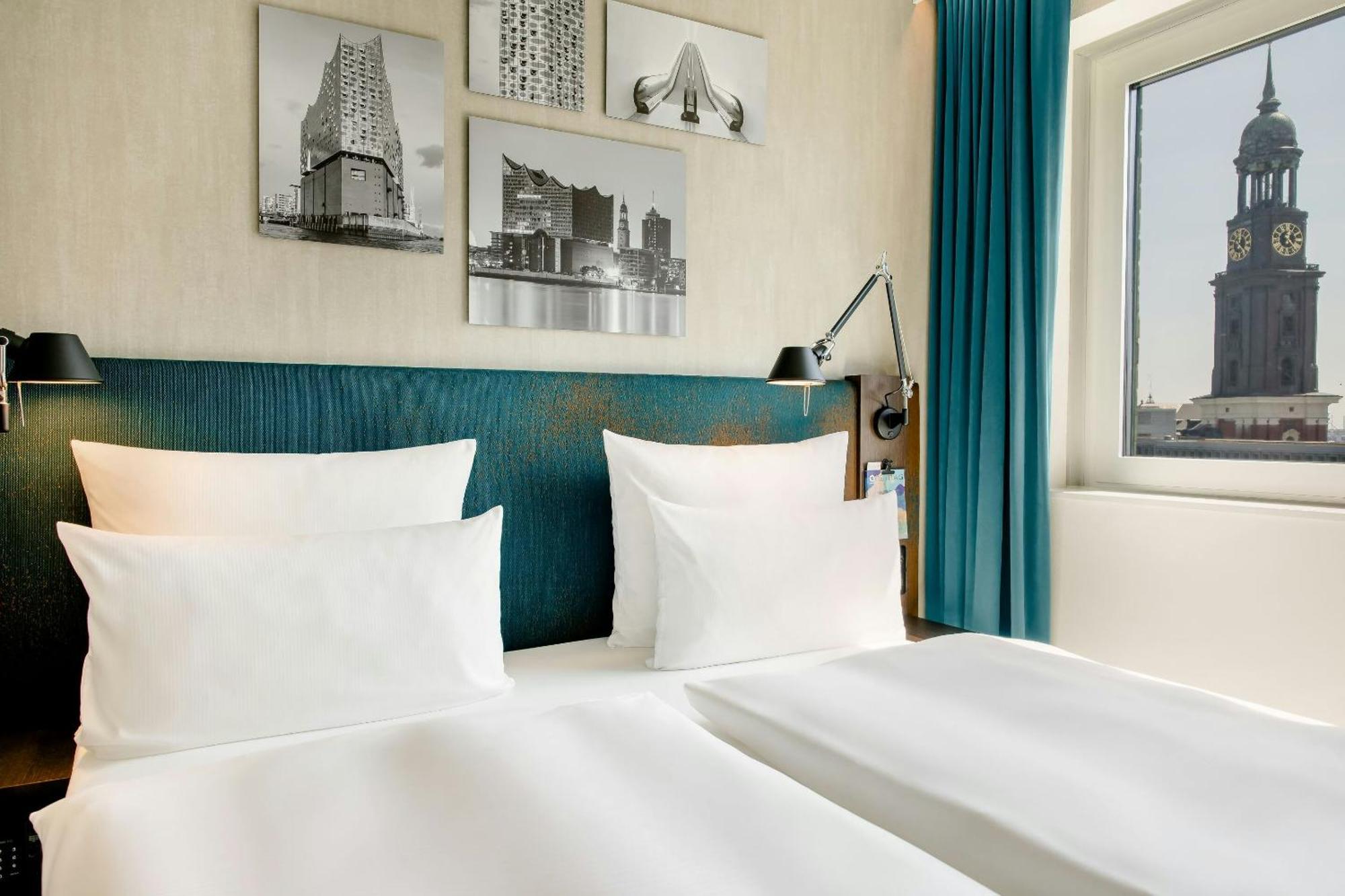 Double Room with View
